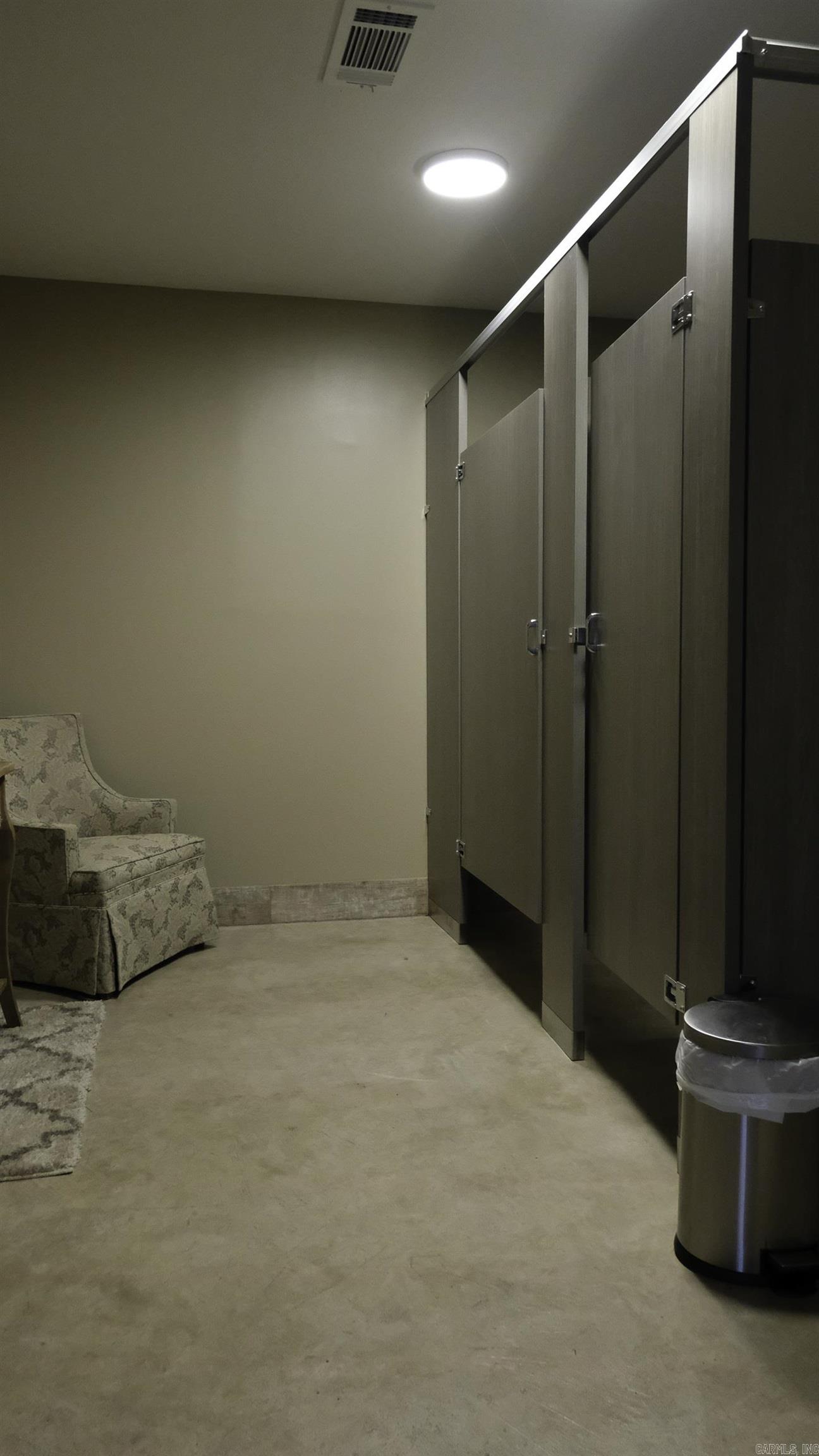 Metes & Bounds - Commercial Sale