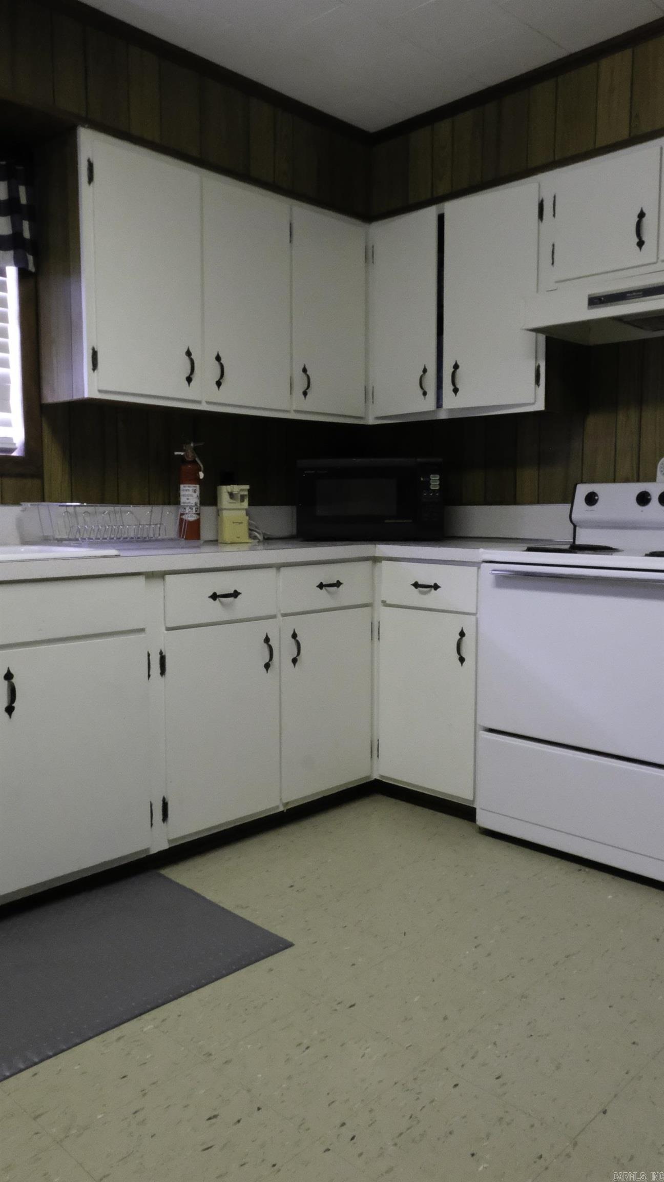 Metes & Bounds - Commercial Sale