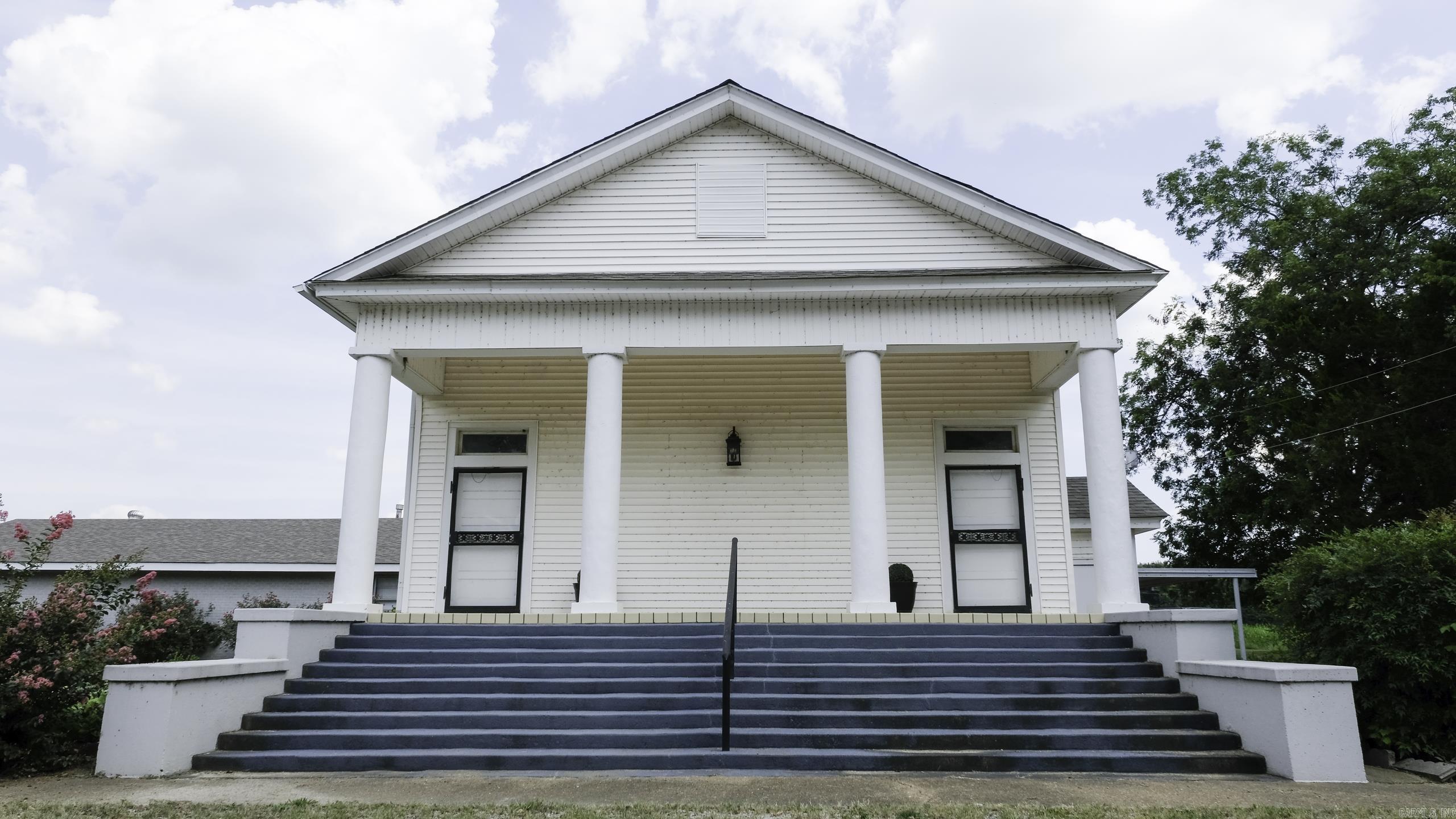 Metes & Bounds - Commercial Sale