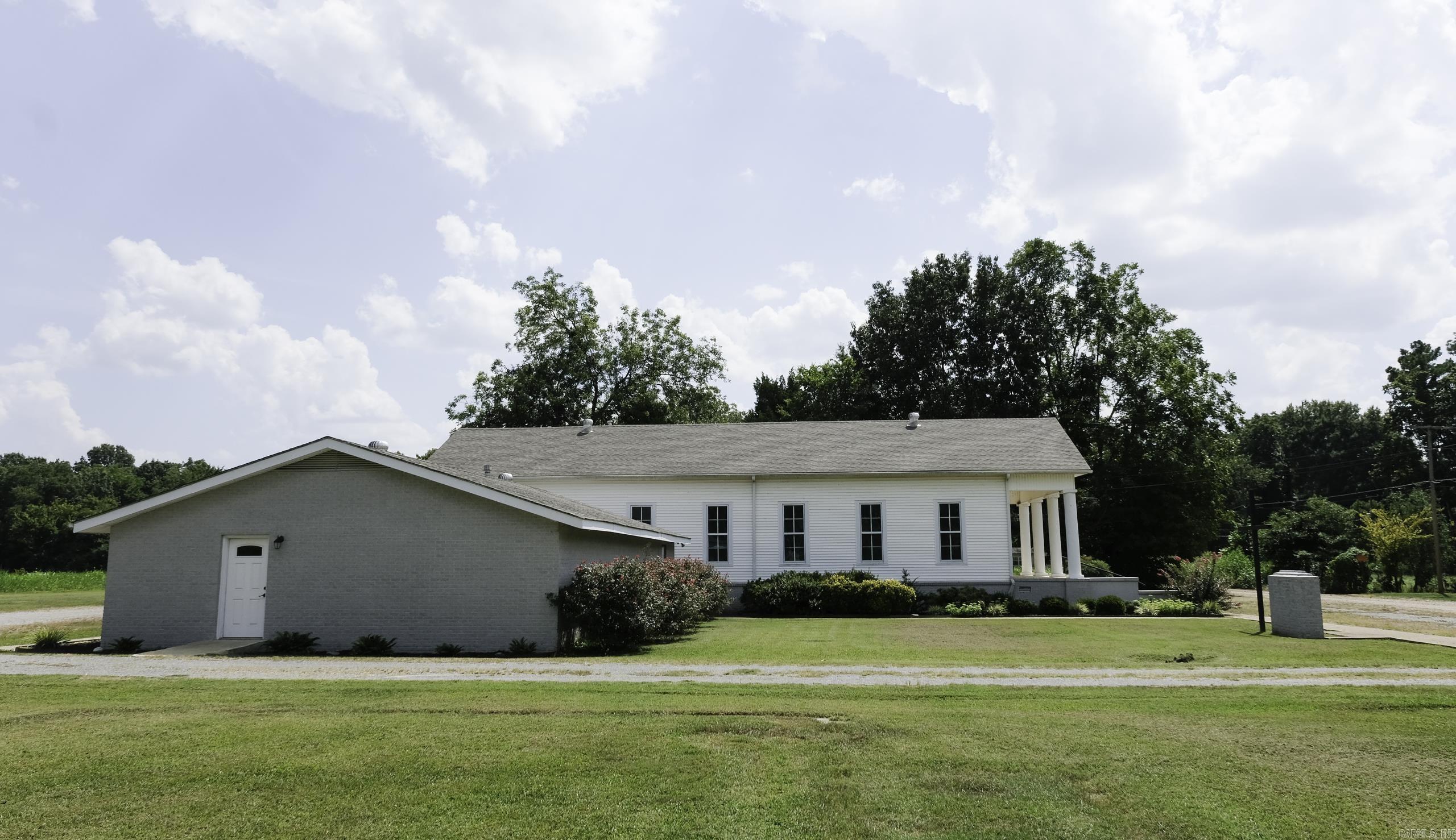 Metes & Bounds - Commercial Sale