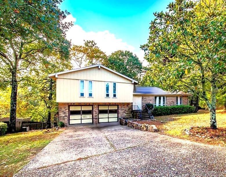 Discover Your Ideal Rental Home: Updated, Convenient, and Inviting Welcome to your next rental home—a beautifully updated retreat that perfectly balances modern with a sense of community oriented lifestyle. Nestled in the peaceful Walton Heights - Candlewood neighborhood, this home is designed to offer comfort and convenience. This is a Prime Location. Currently Zoned: Roberts Elem., Pinnacle View Middle and Central High School. This Renovated Space features vibrant paint, elegant flooring, quartz counters, a contemporary deck to relax, stainless steel appliances, tiled showers (mirrors have been installed above vanities). Unleash your creativity in the Craft & Hobby Space in the Garage. Enjoy convenience of Starbucks, Fresh Market, Trader Joe’s, Kroger, Belk, Bonefish and a variety of dining and retail options just minutes away. For the active lifestyle enthusiast, nearby are bars, clubs, golf courses, trails,etc. Dogs Accepted on Case By Case basis w/dog deposit +Increased Rent. Please verify school zones independently for changes. Flexible Options: For corporate renters, this home can be furnished to include utilities. Please contact listing broker for more details!