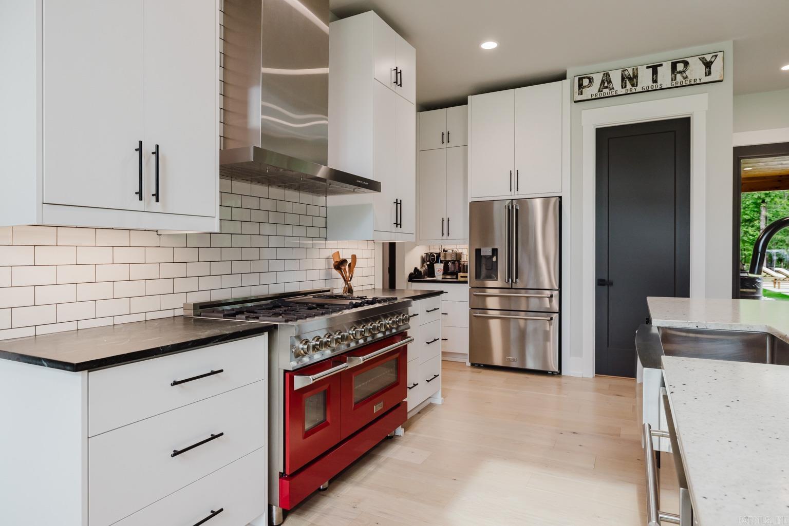 HAZEL OAK - Residential