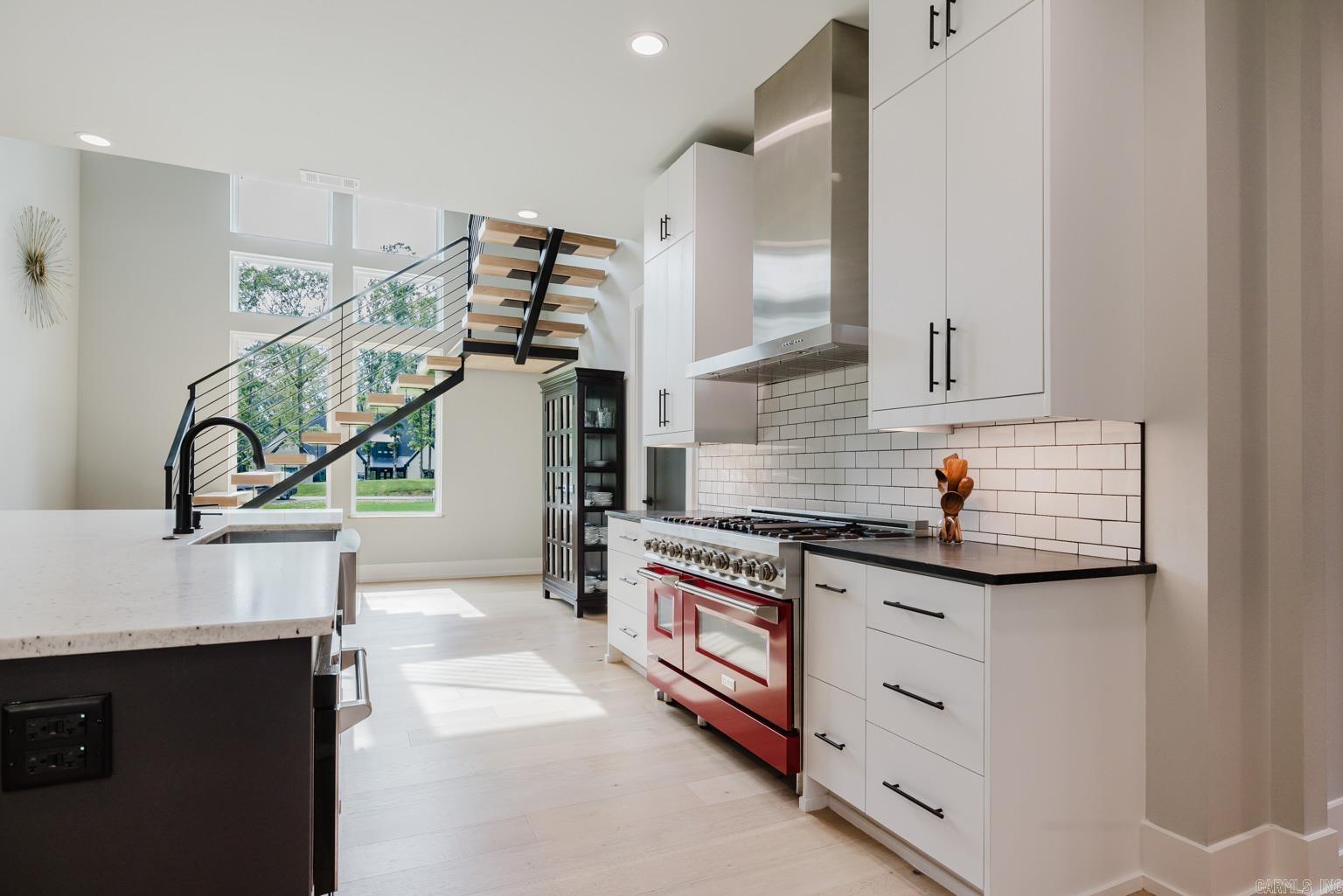 HAZEL OAK - Residential