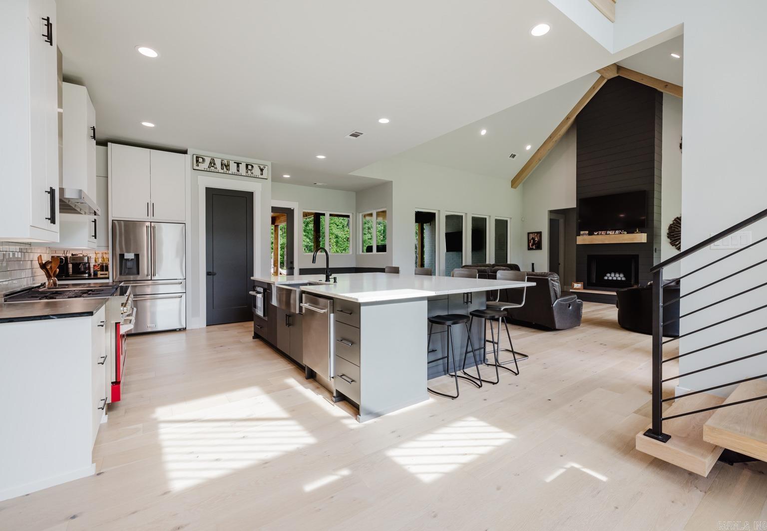 HAZEL OAK - Residential