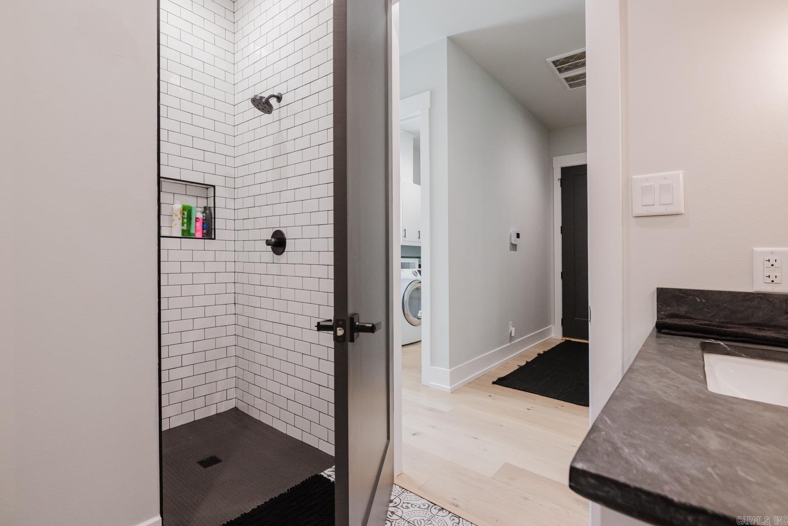 HAZEL OAK - Residential