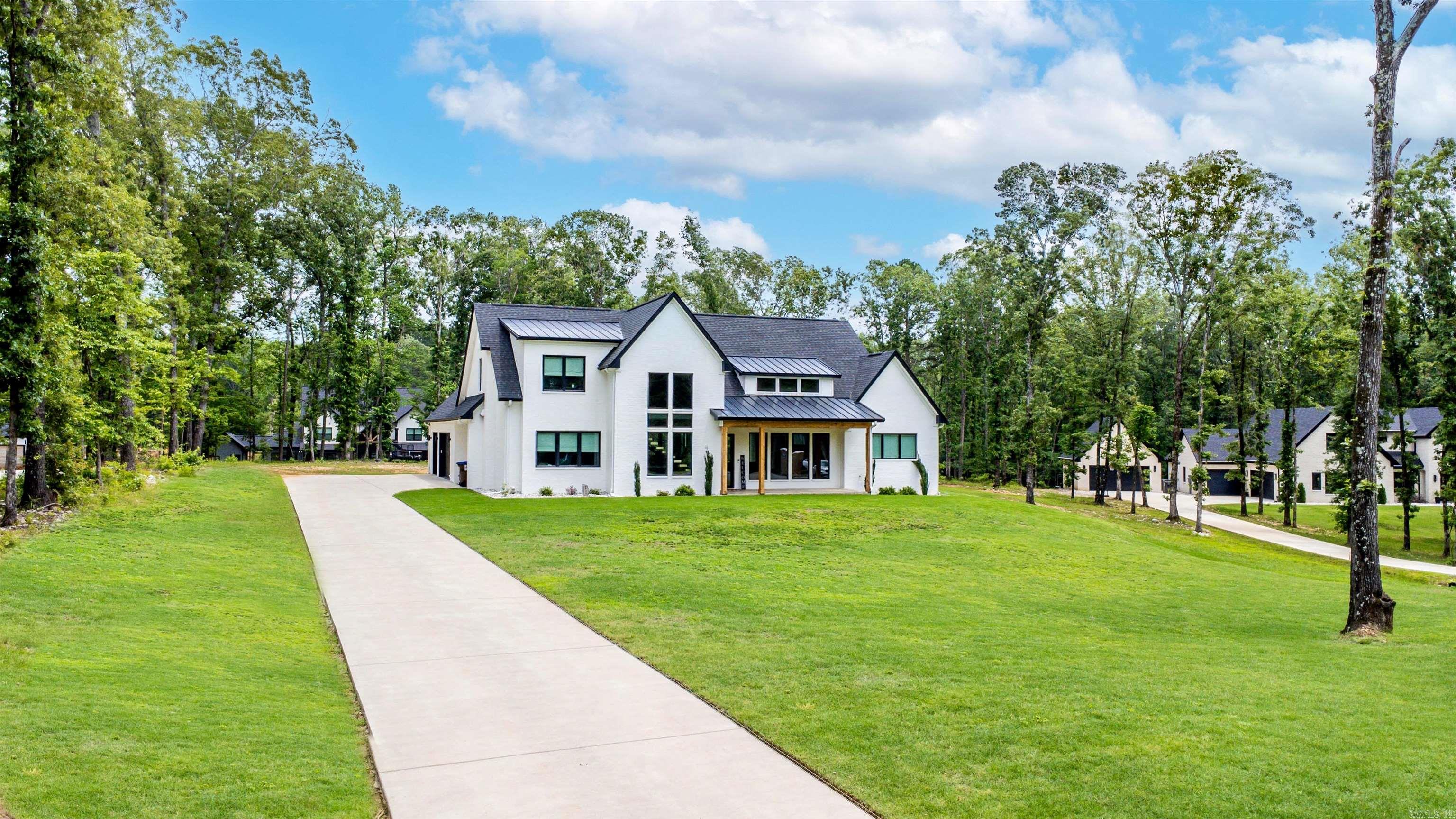 HAZEL OAK - Residential