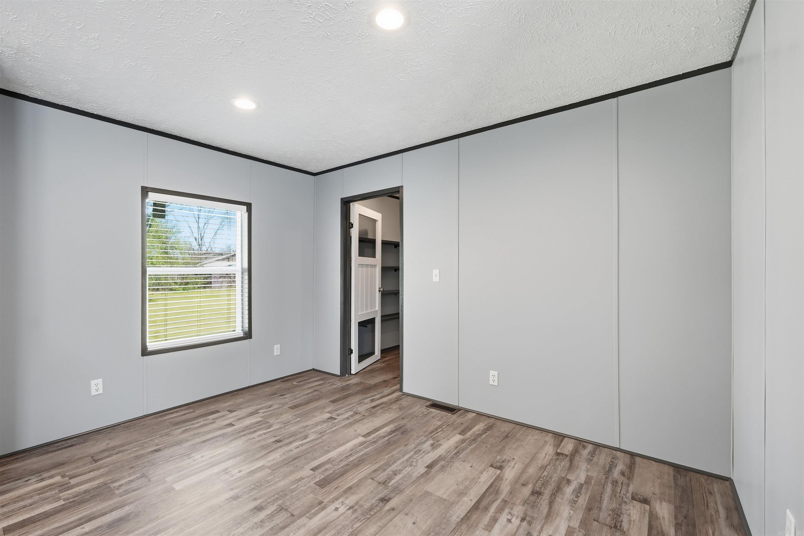 River Trail - Residential