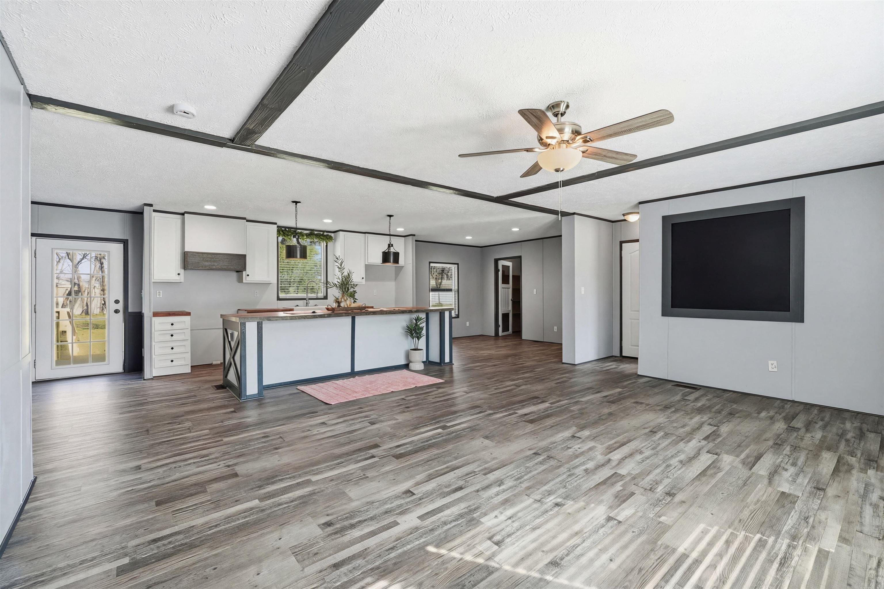 River Trail - Residential