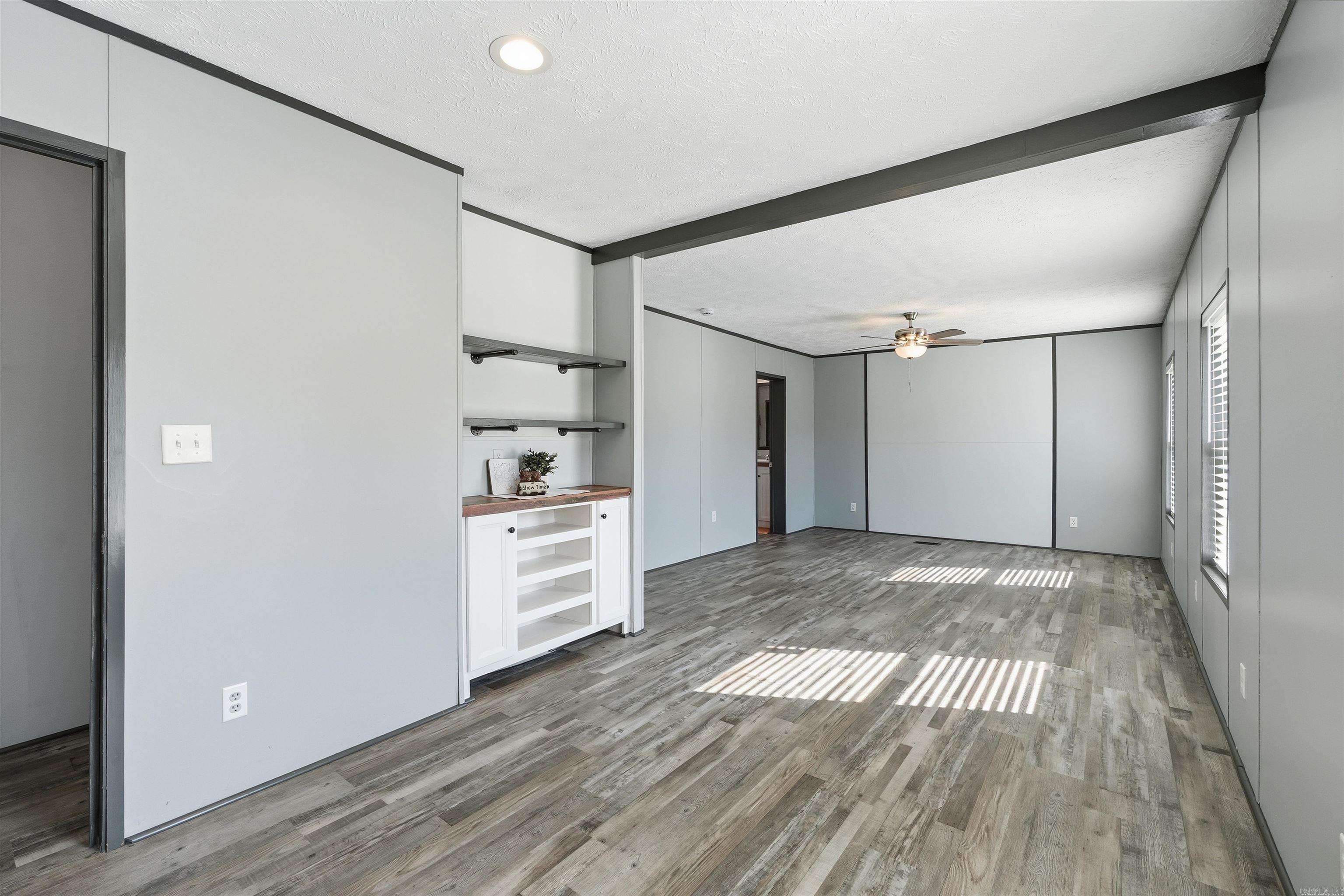 River Trail - Residential