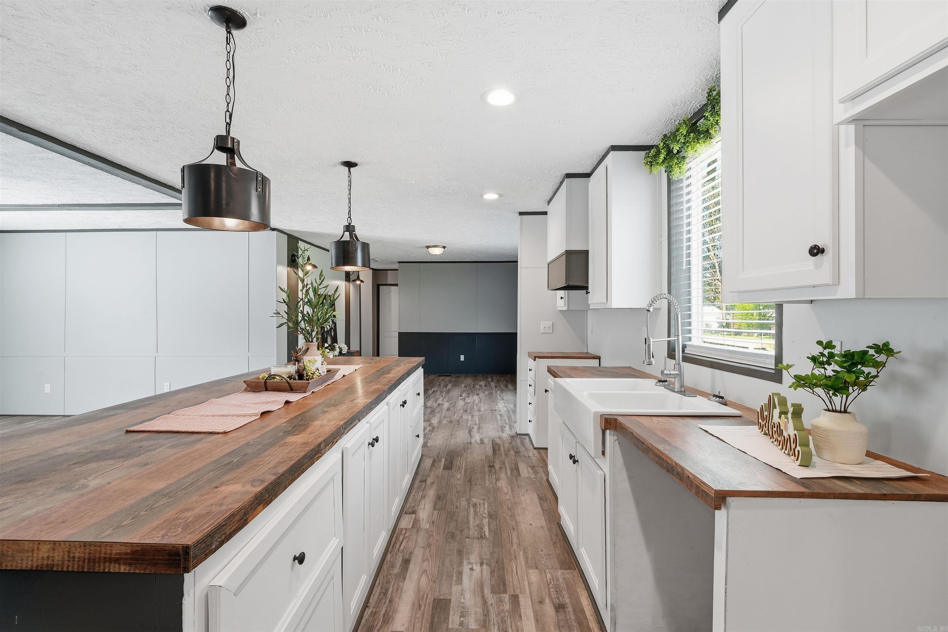 River Trail - Residential