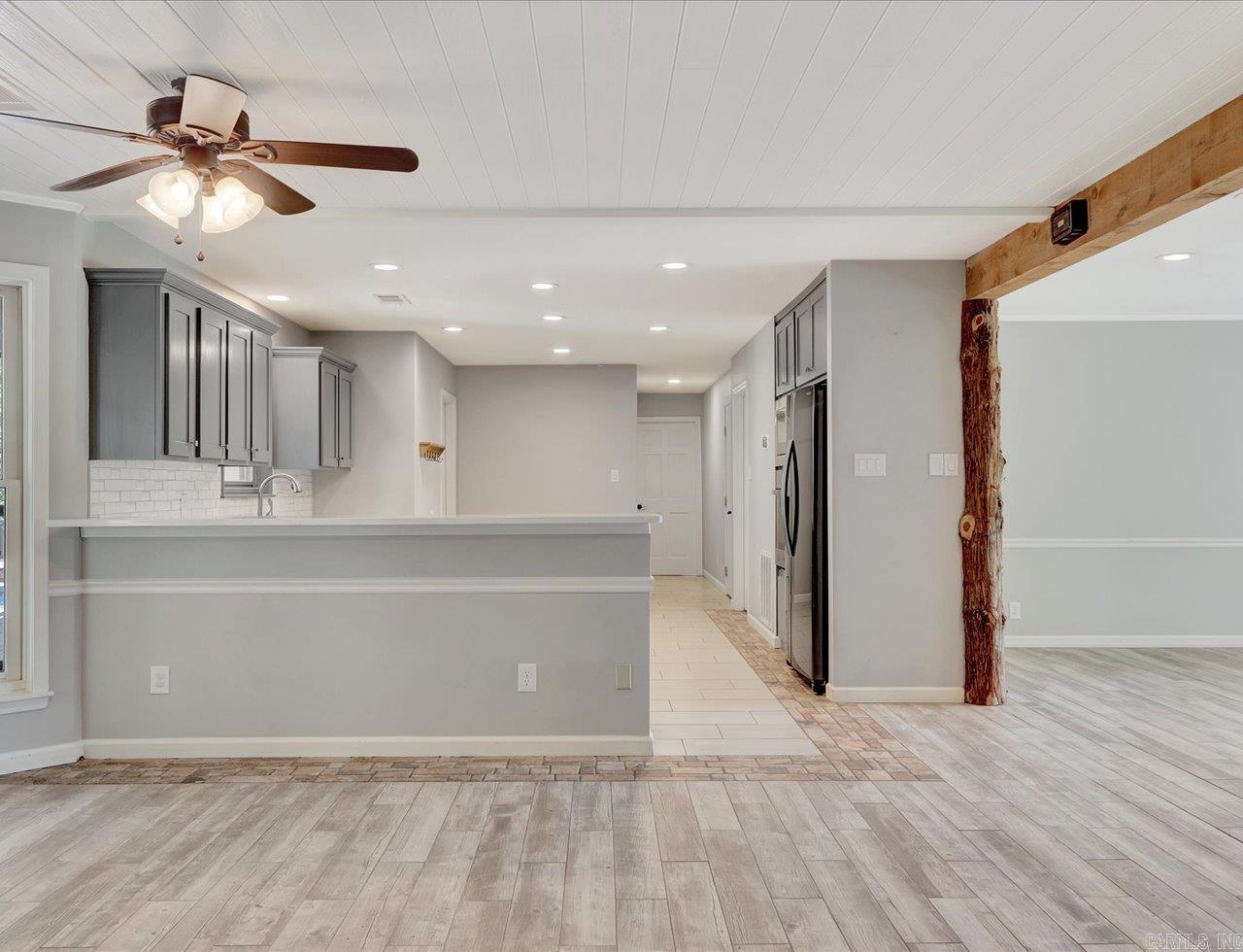 PARKWAY VILLAGE - Residential