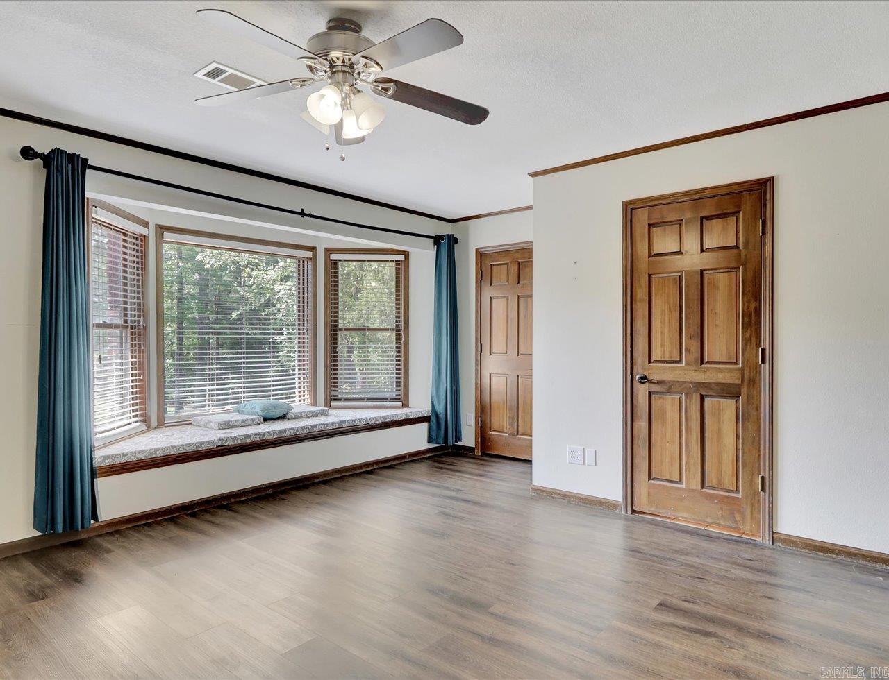 PARKWAY VILLAGE - Residential