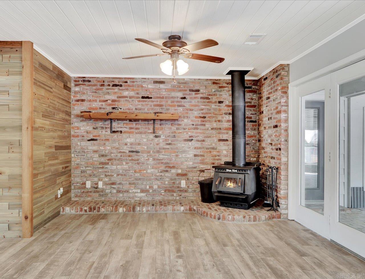 PARKWAY VILLAGE - Residential