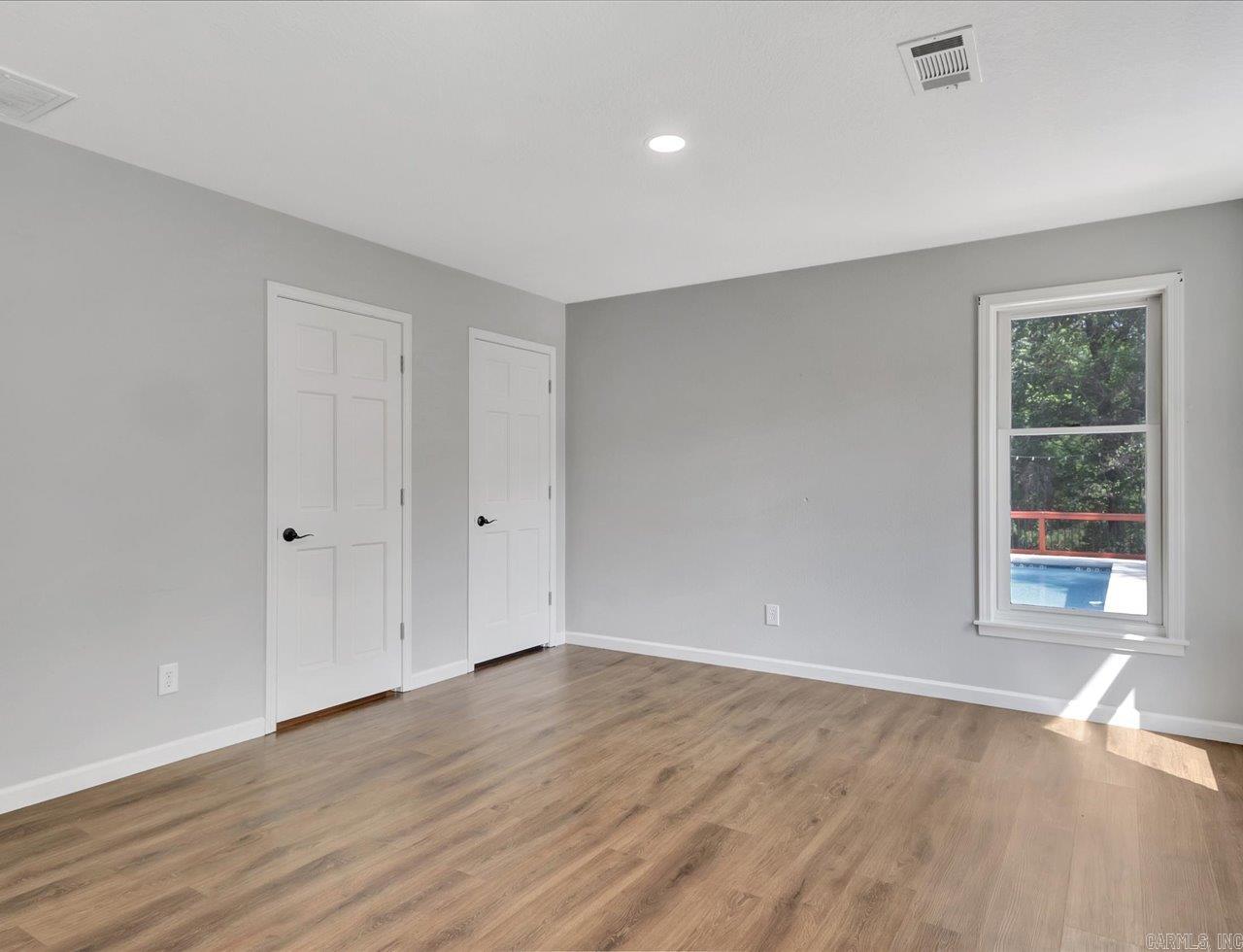 PARKWAY VILLAGE - Residential