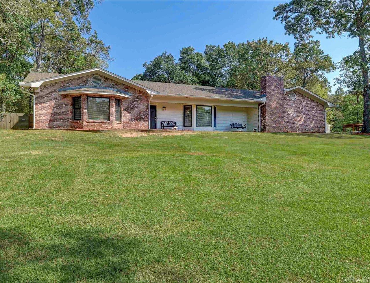 PARKWAY VILLAGE - Residential