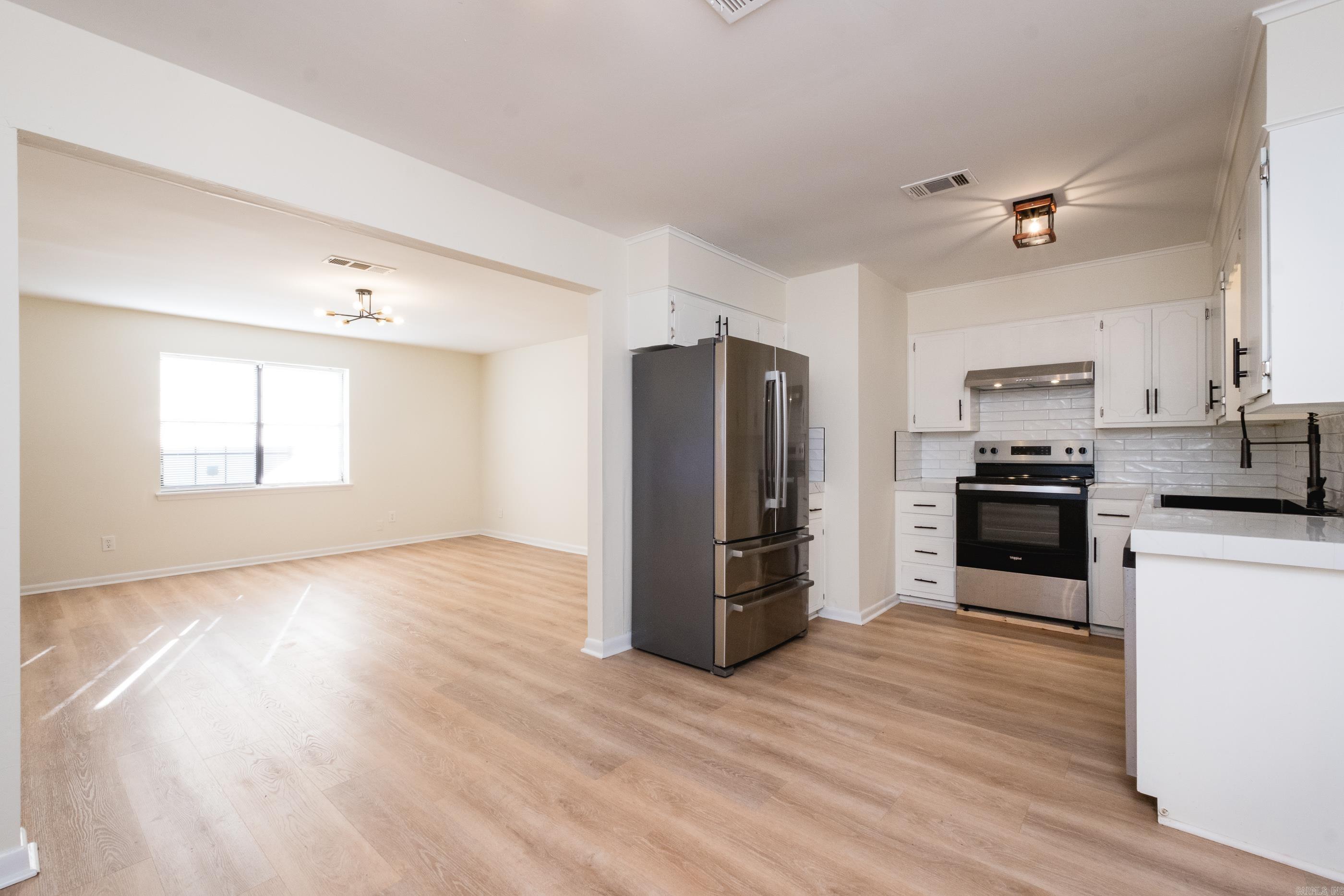 GIBRALTER HGTS - Residential