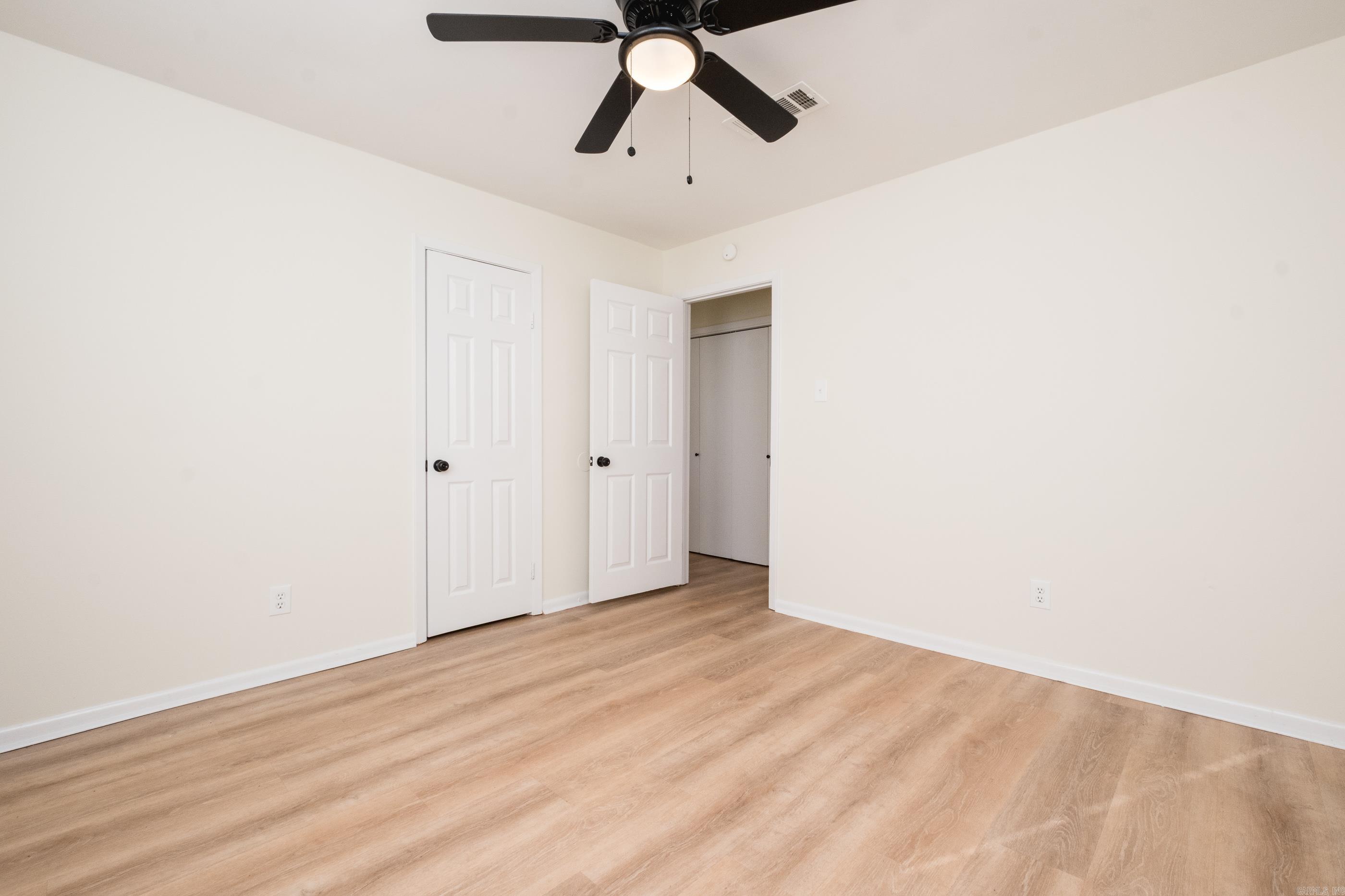 GIBRALTER HGTS - Residential