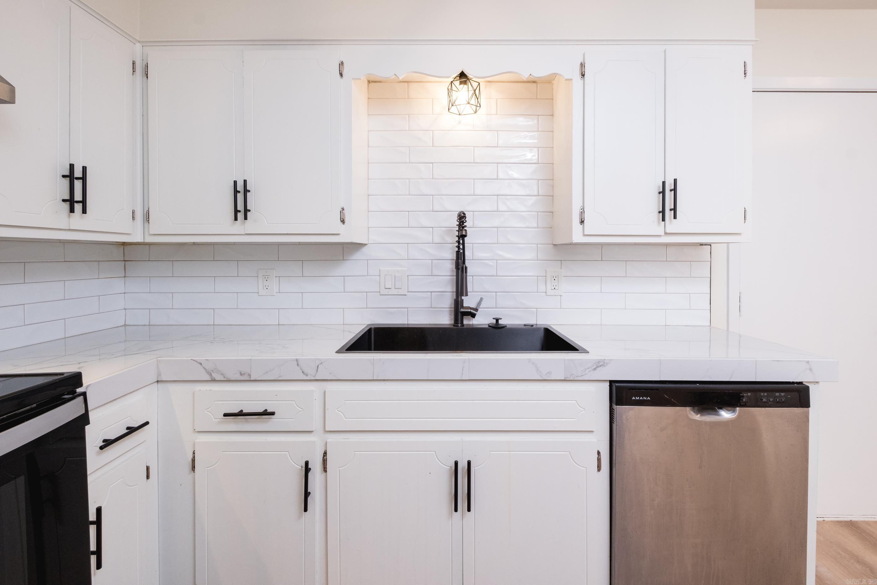 GIBRALTER HGTS - Residential