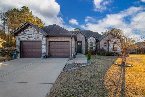 Photo of 2713 Johnswood Village Drive, Bryant, AR 72022 (MLS # 25049480)