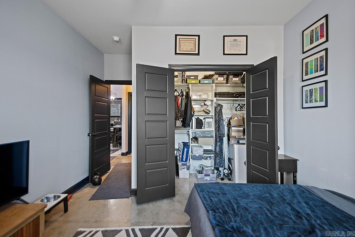 JOHNSWOOD VILLAGE - Residential