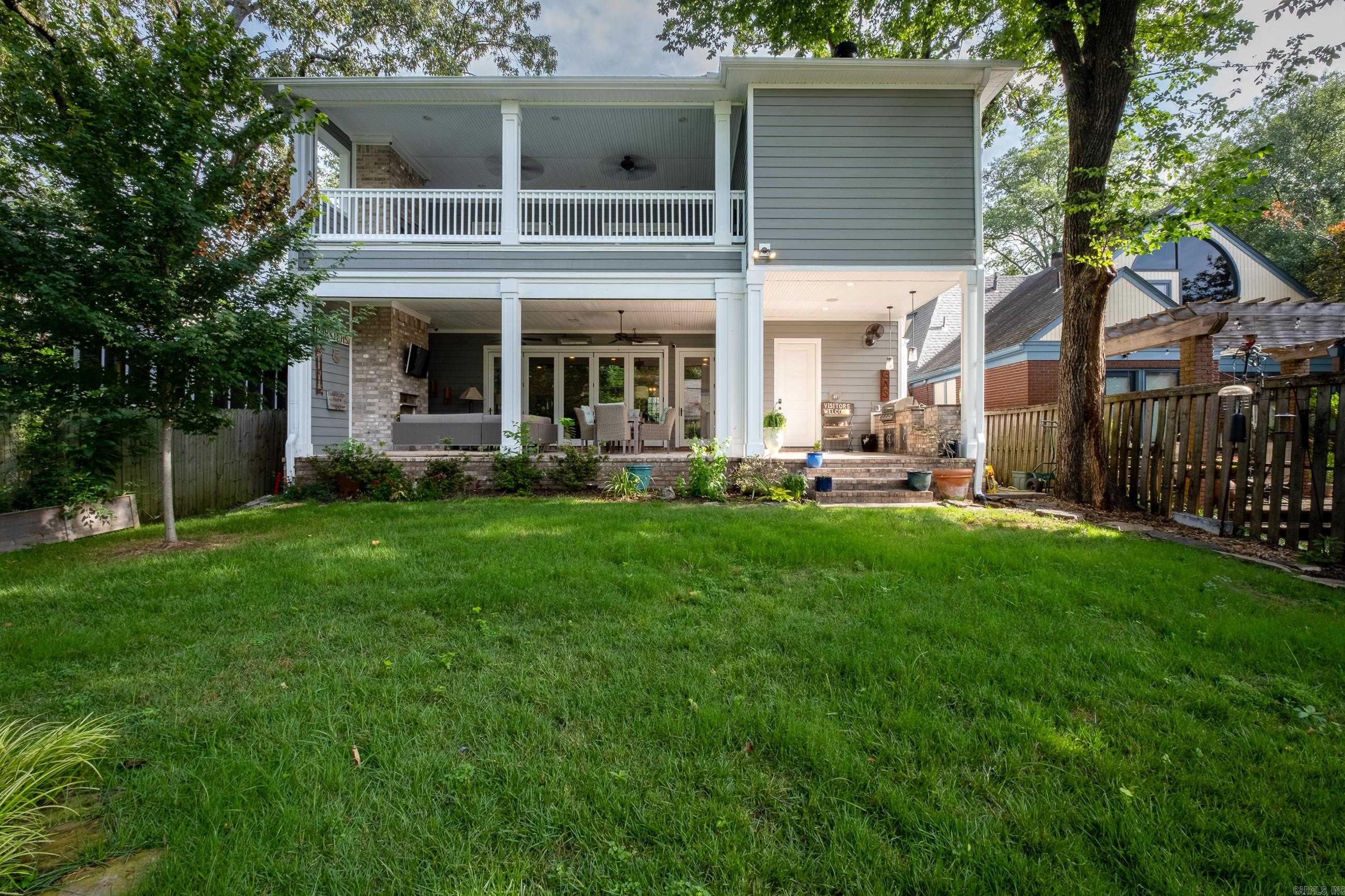 NEWTONS - Residential