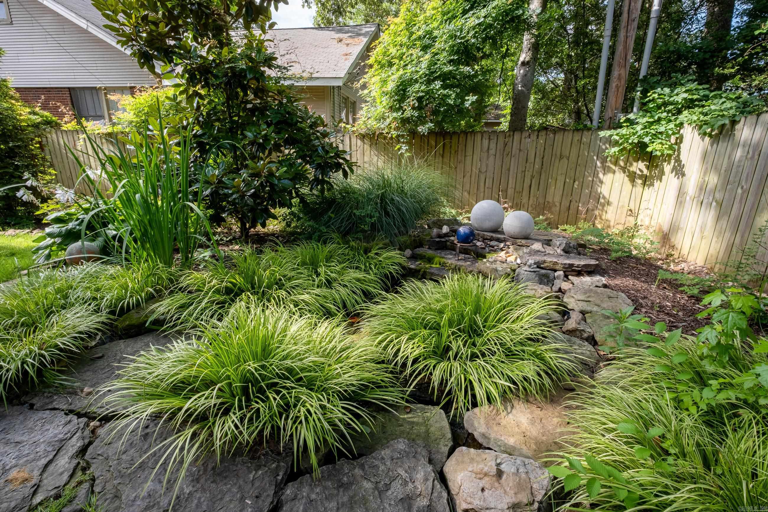 NEWTONS - Residential