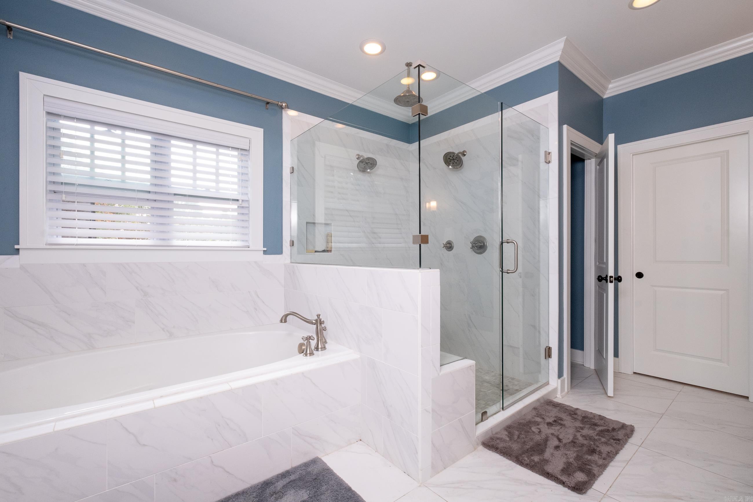 NEWTONS - Residential