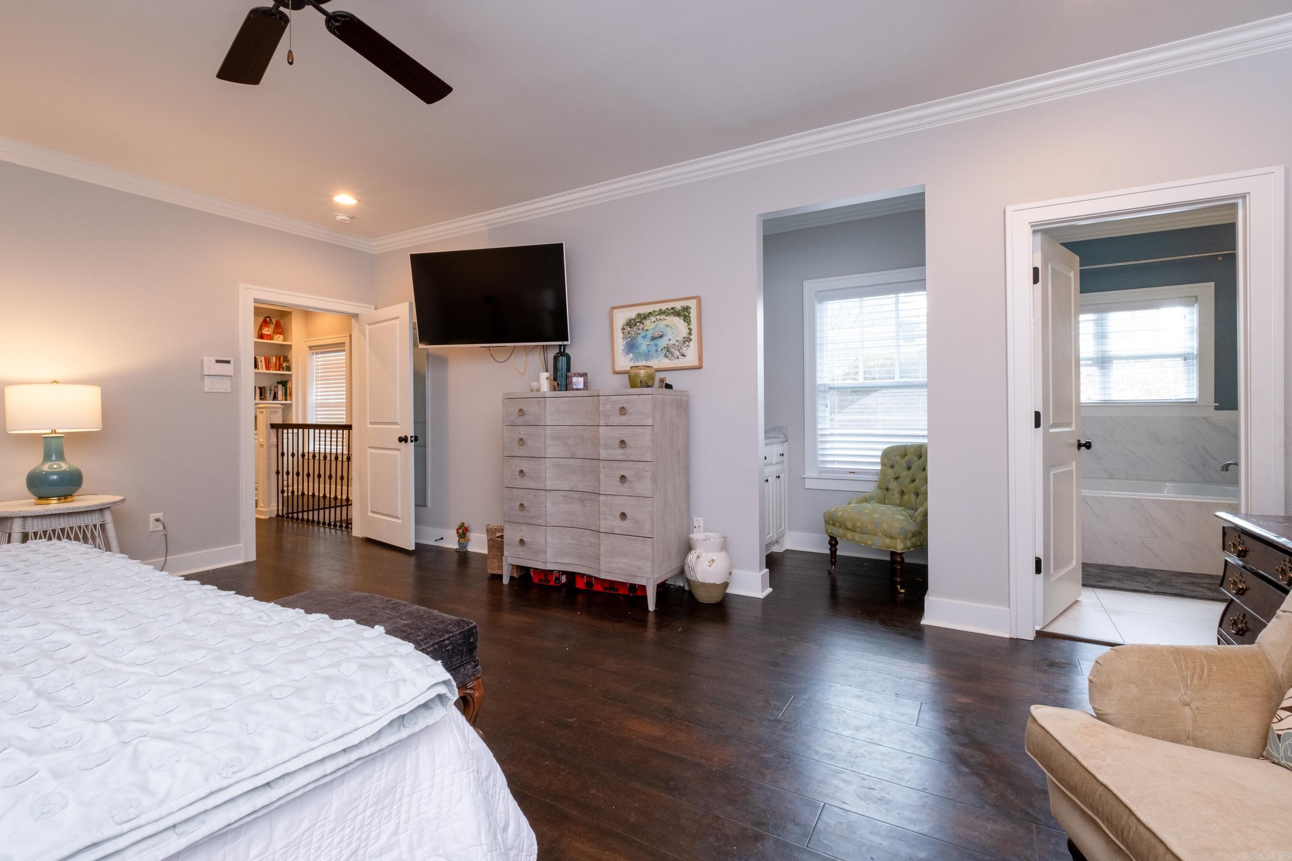 NEWTONS - Residential