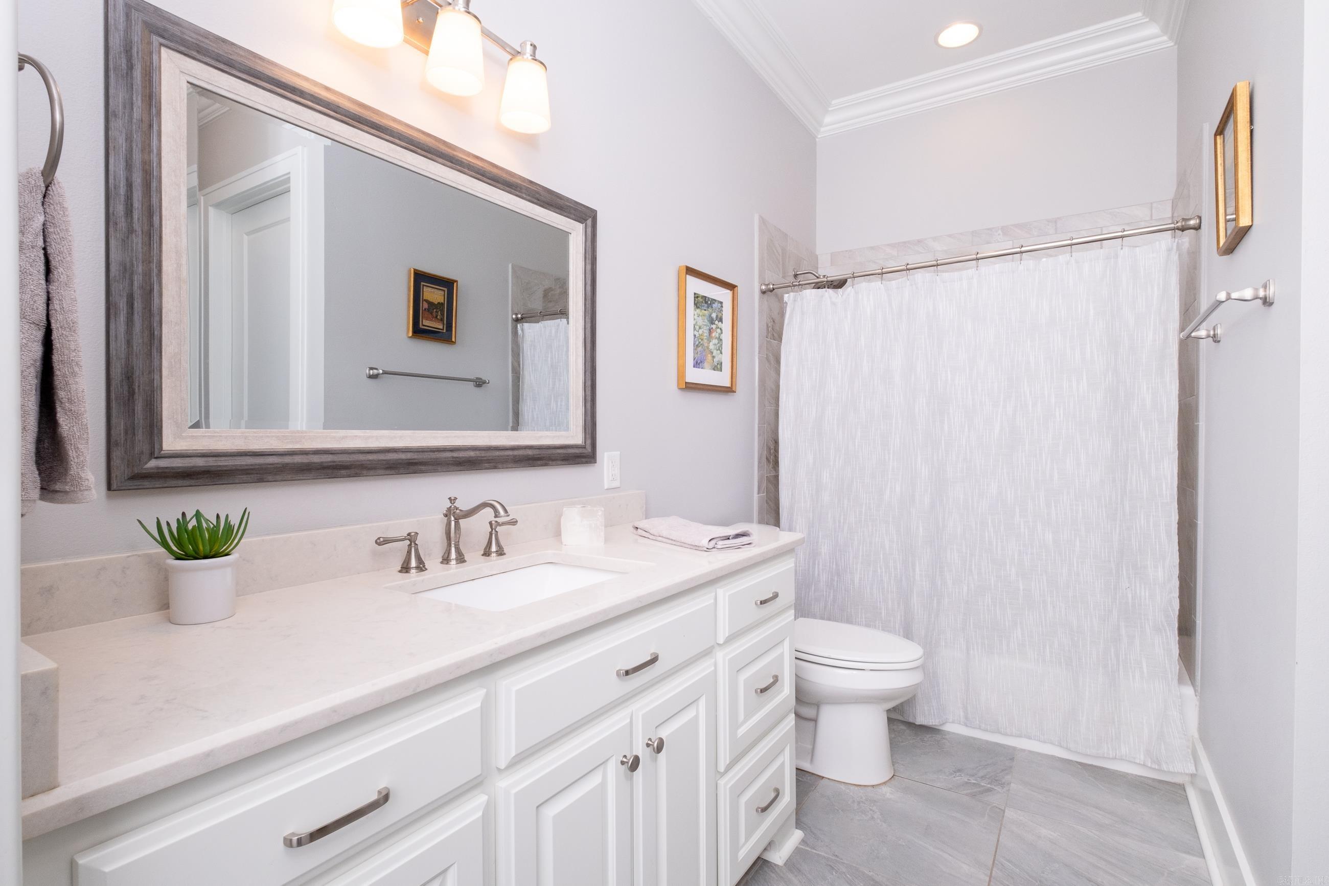 NEWTONS - Residential