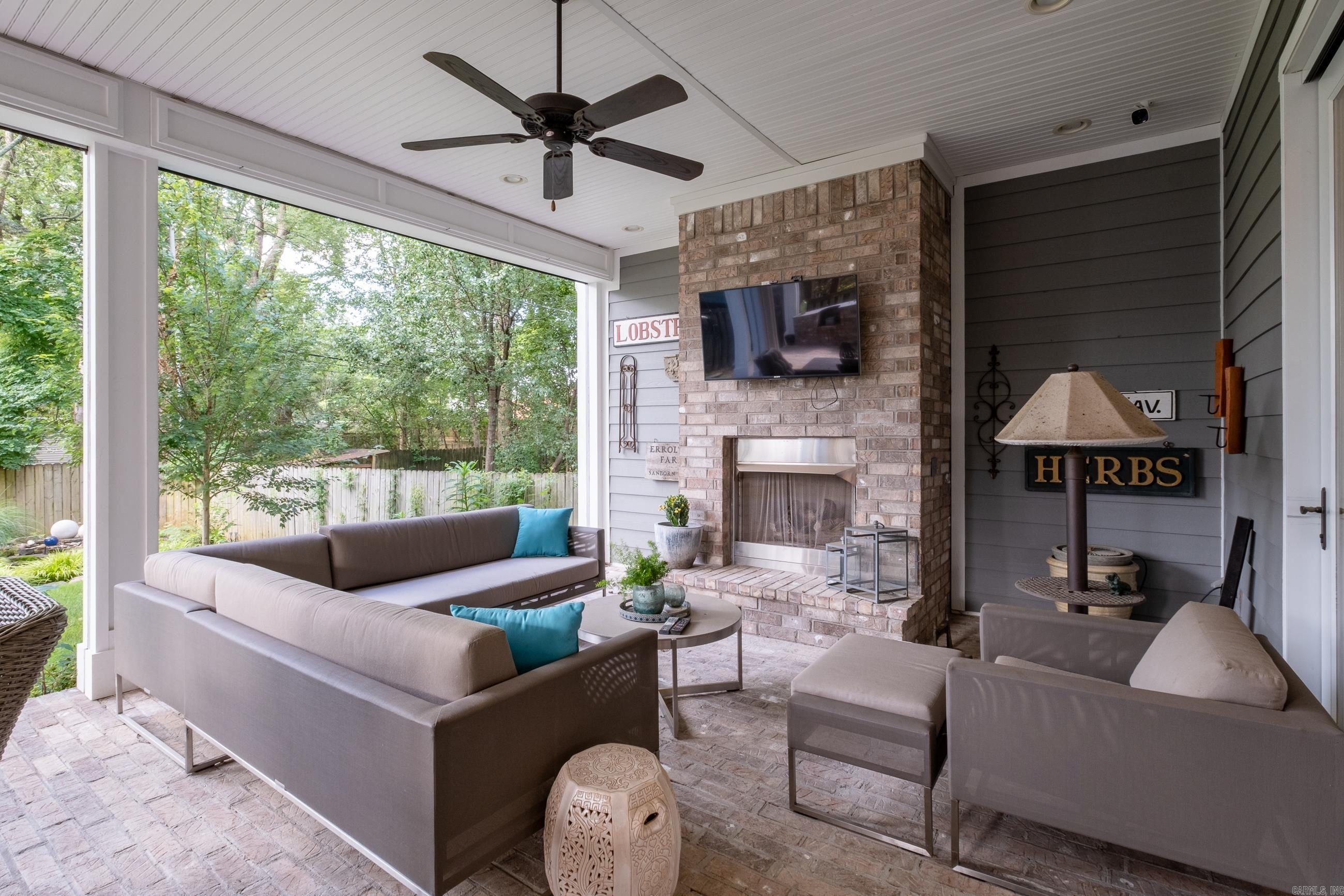 NEWTONS - Residential