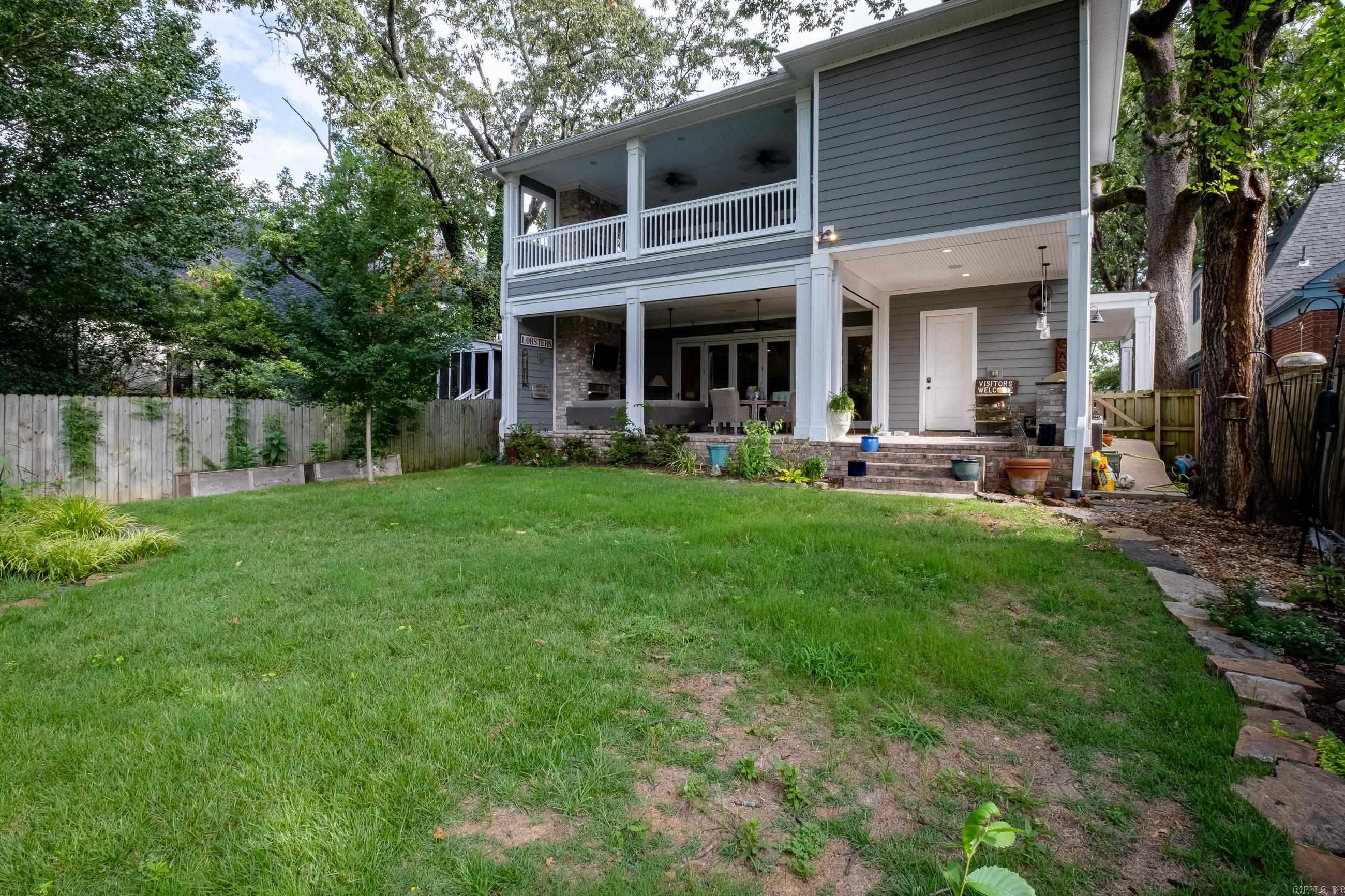 NEWTONS - Residential