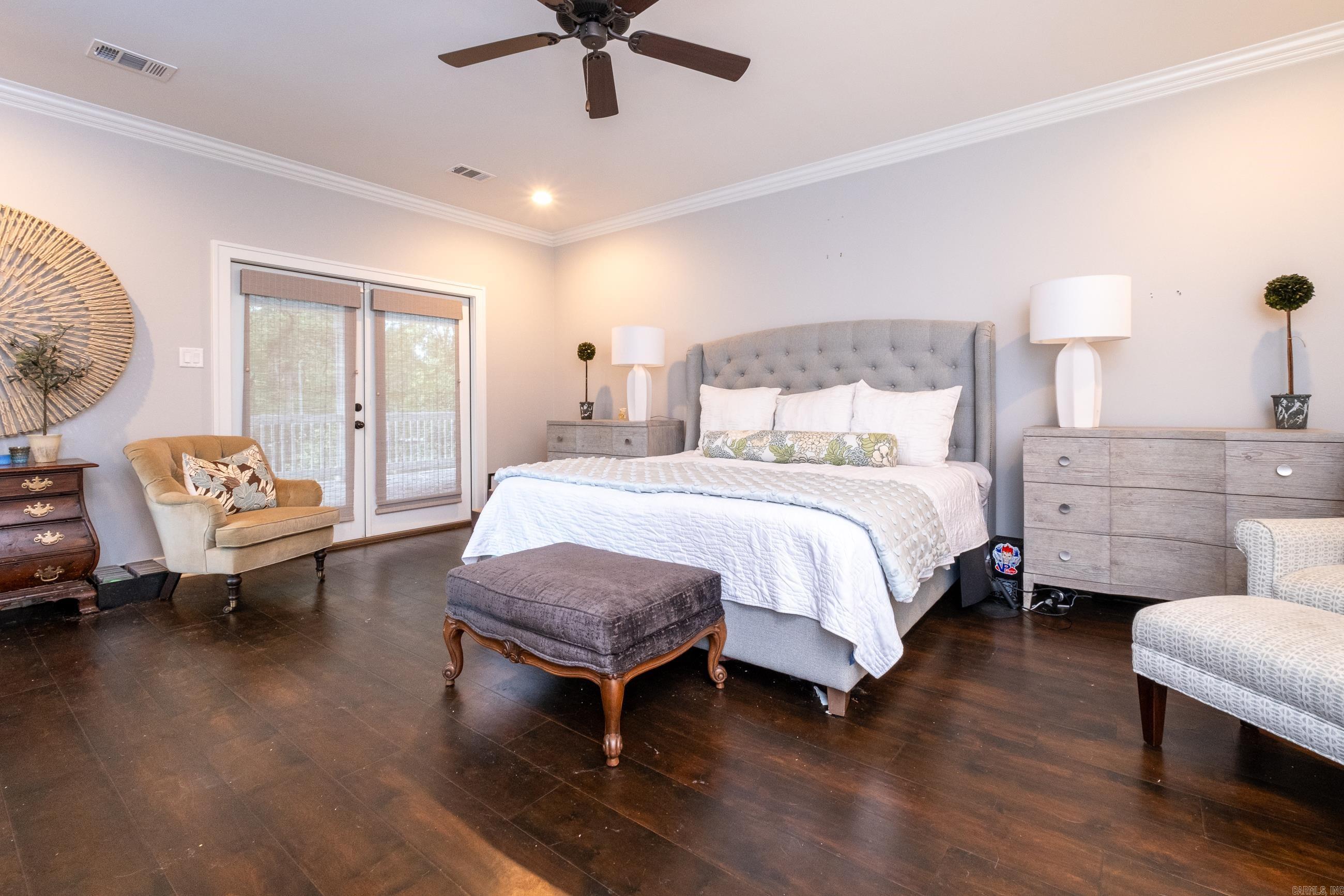 NEWTONS - Residential