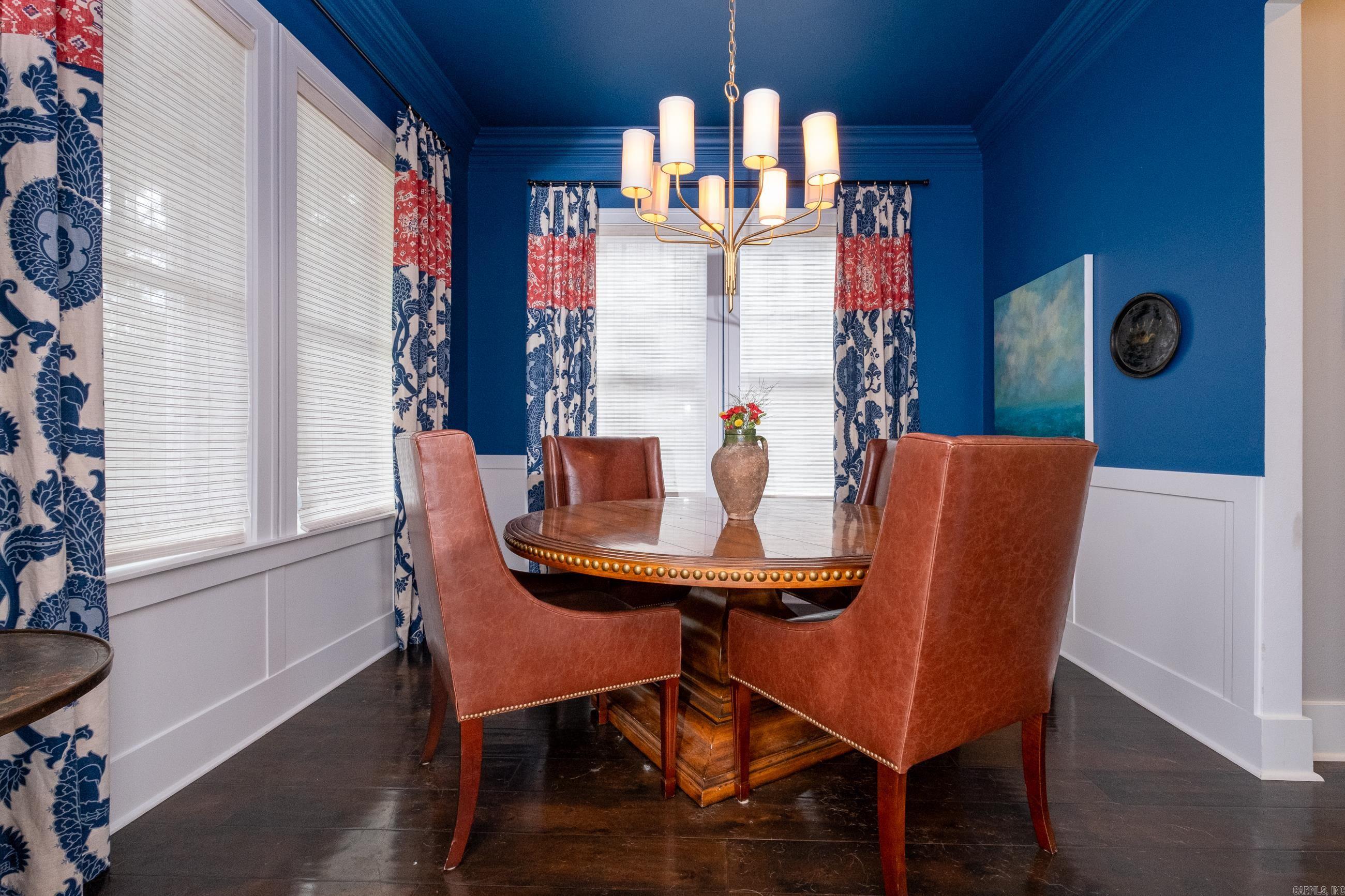 NEWTONS - Residential