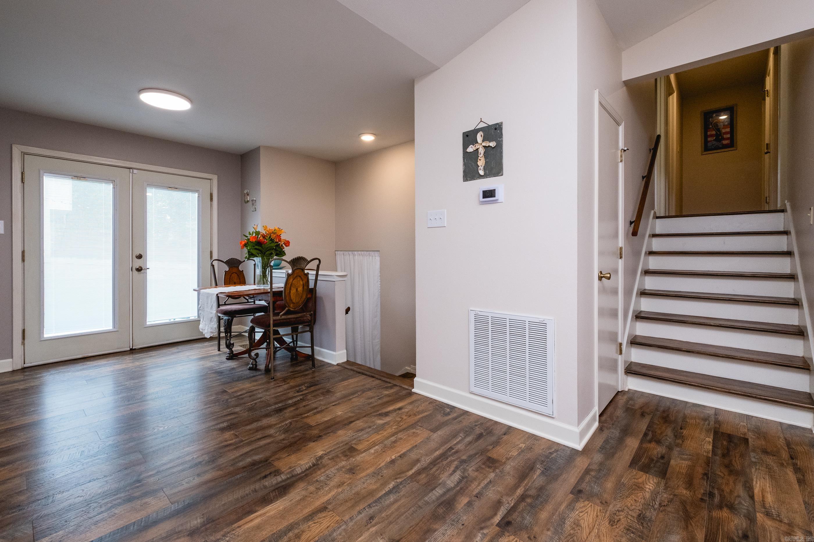 Point West 3rd - Residential