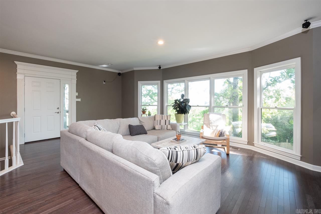 ON GOLDEN POND - Residential