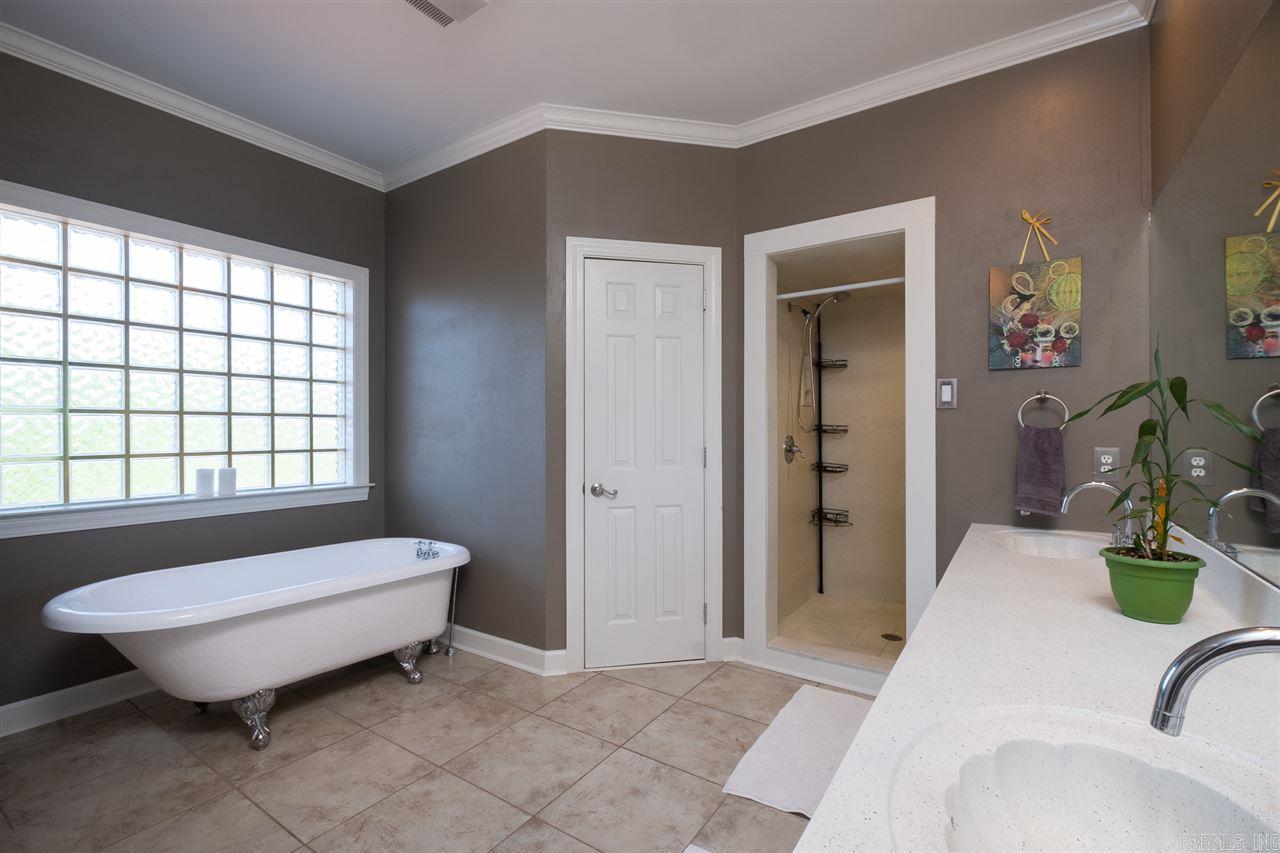 ON GOLDEN POND - Residential