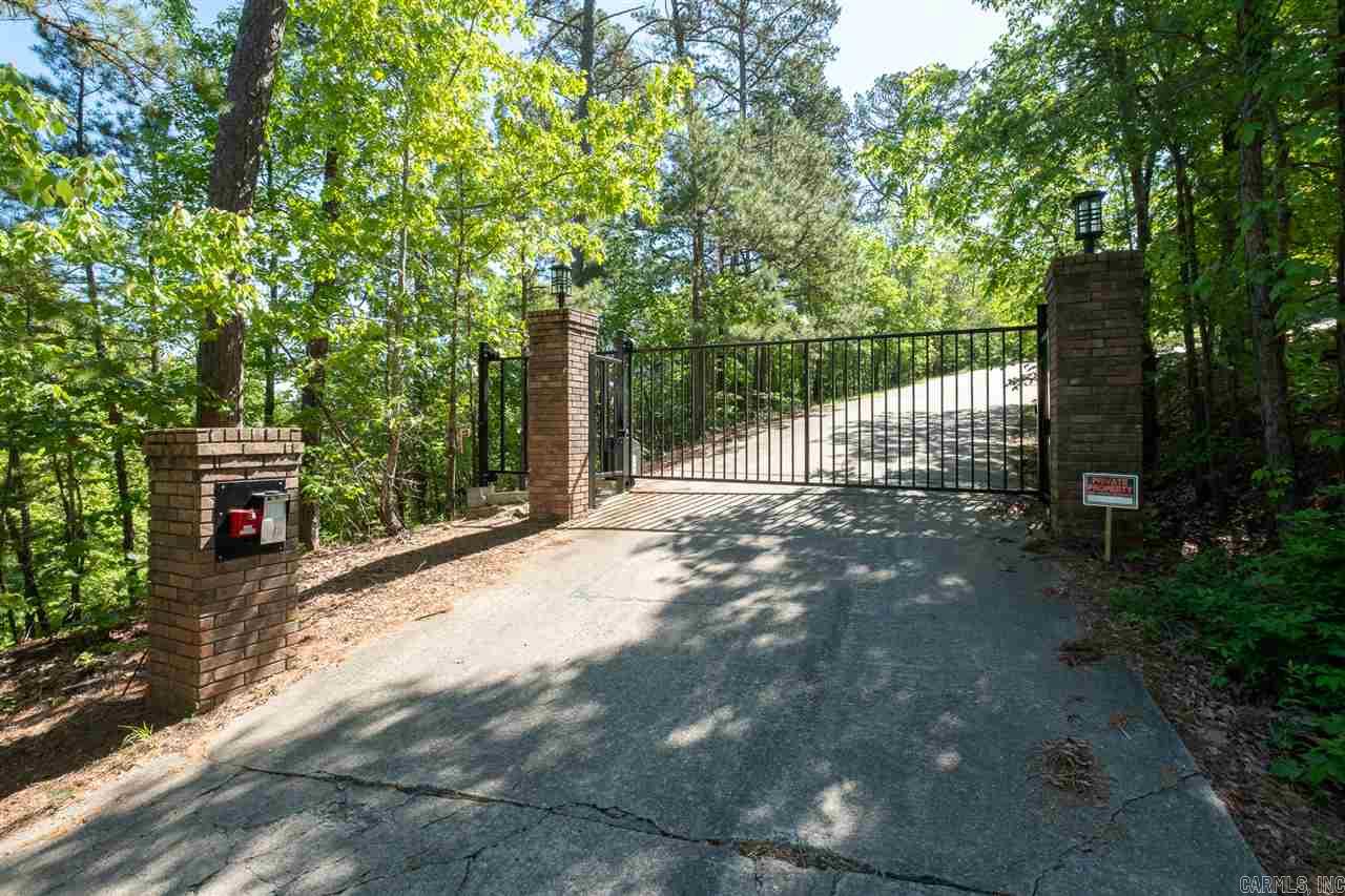 ON GOLDEN POND - Residential