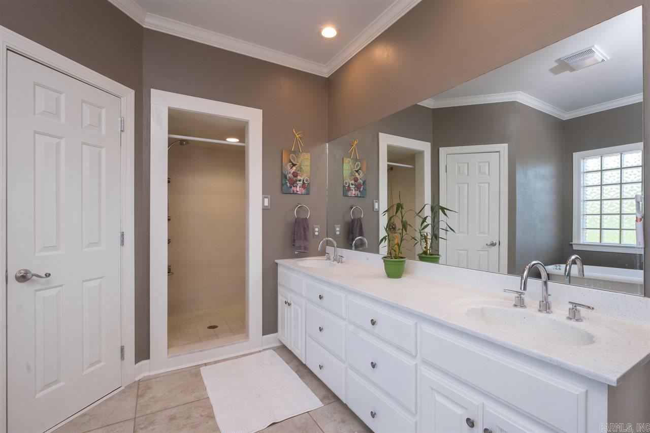 ON GOLDEN POND - Residential