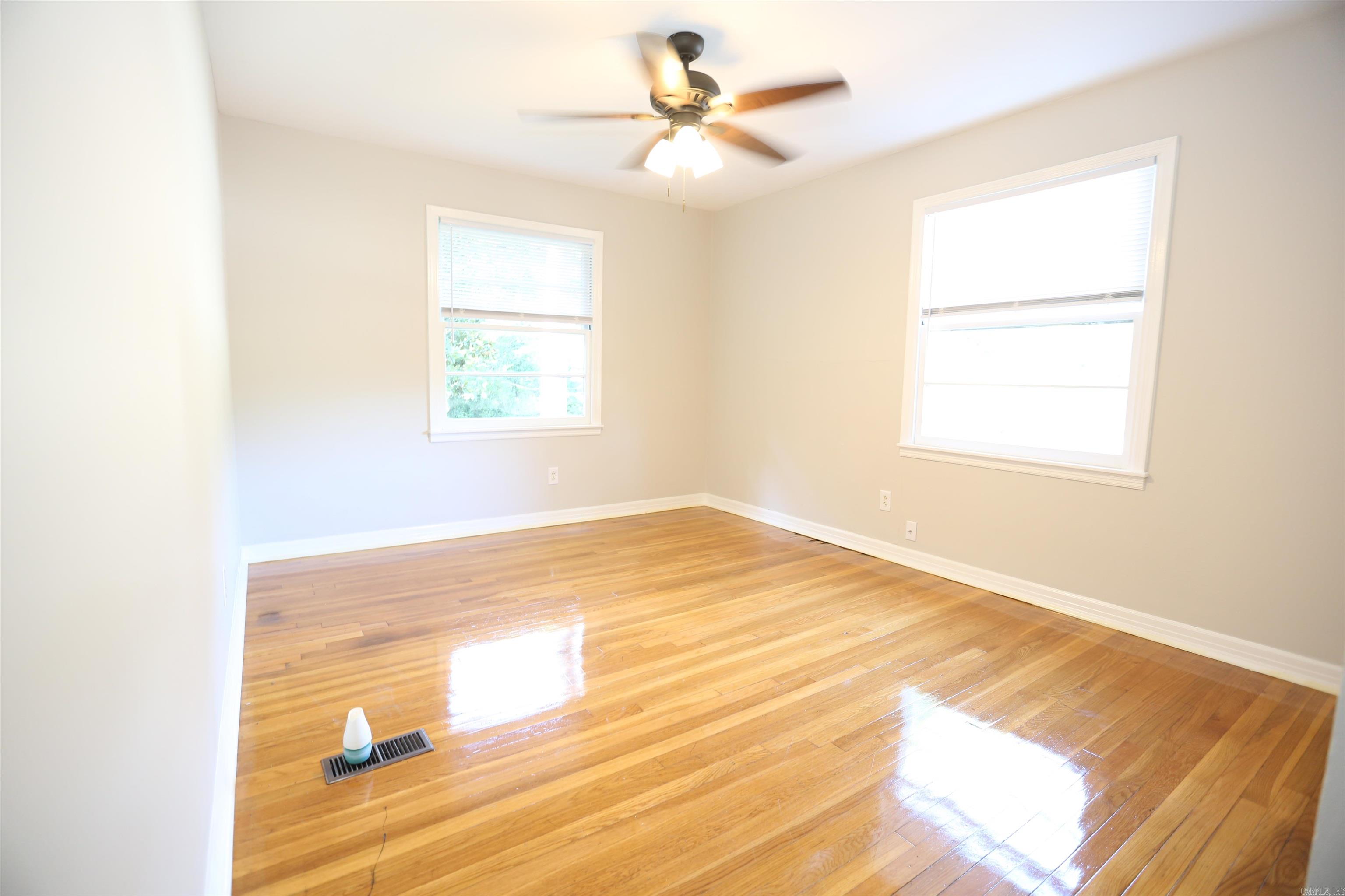Hillcrest-Pfeifer - Residential Lease