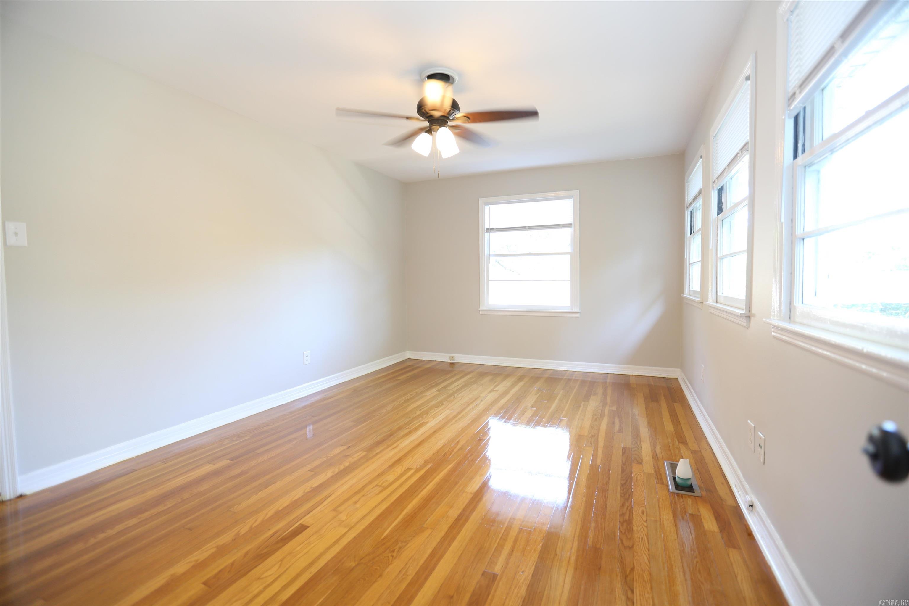 Hillcrest-Pfeifer - Residential Lease