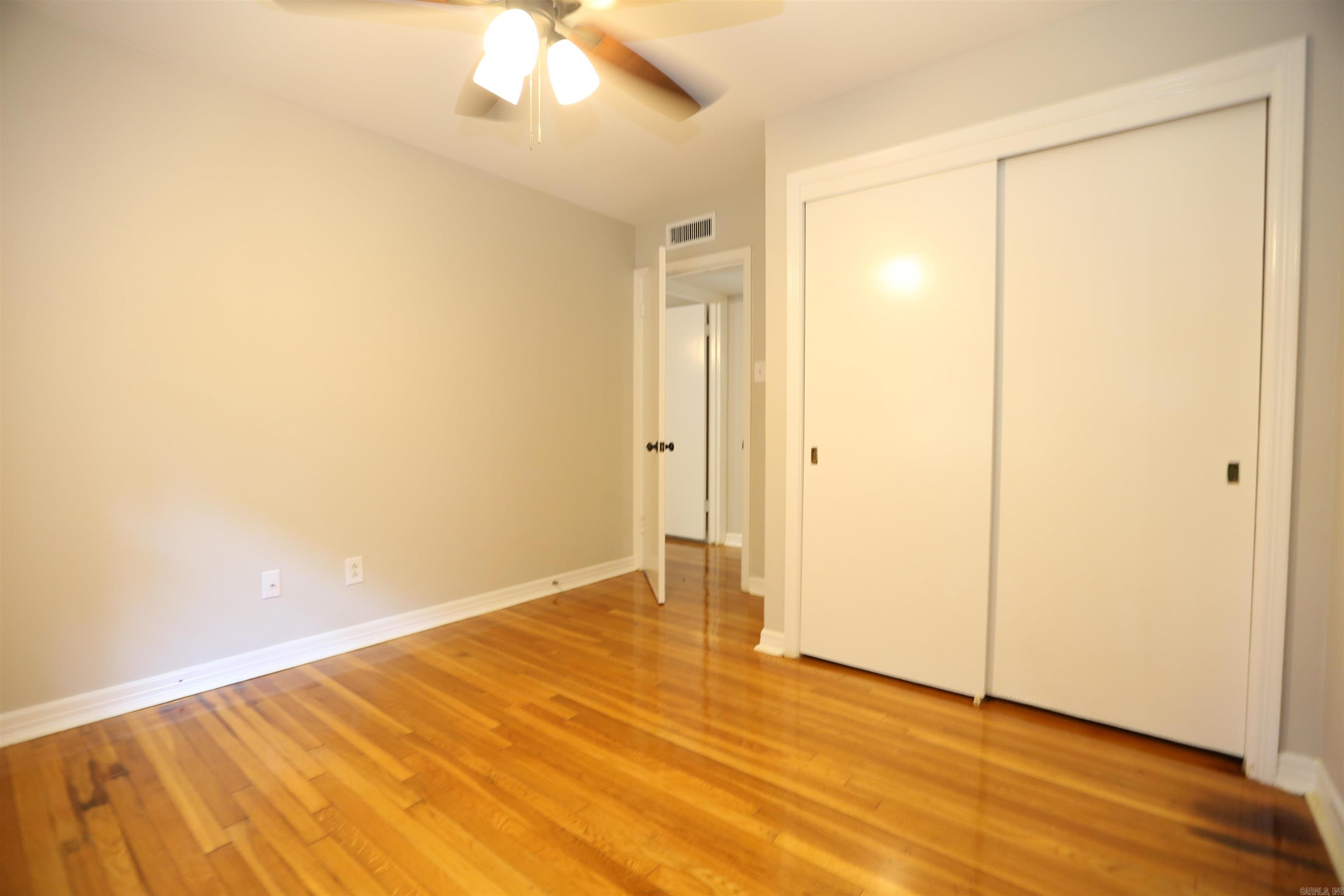 Hillcrest-Pfeifer - Residential Lease