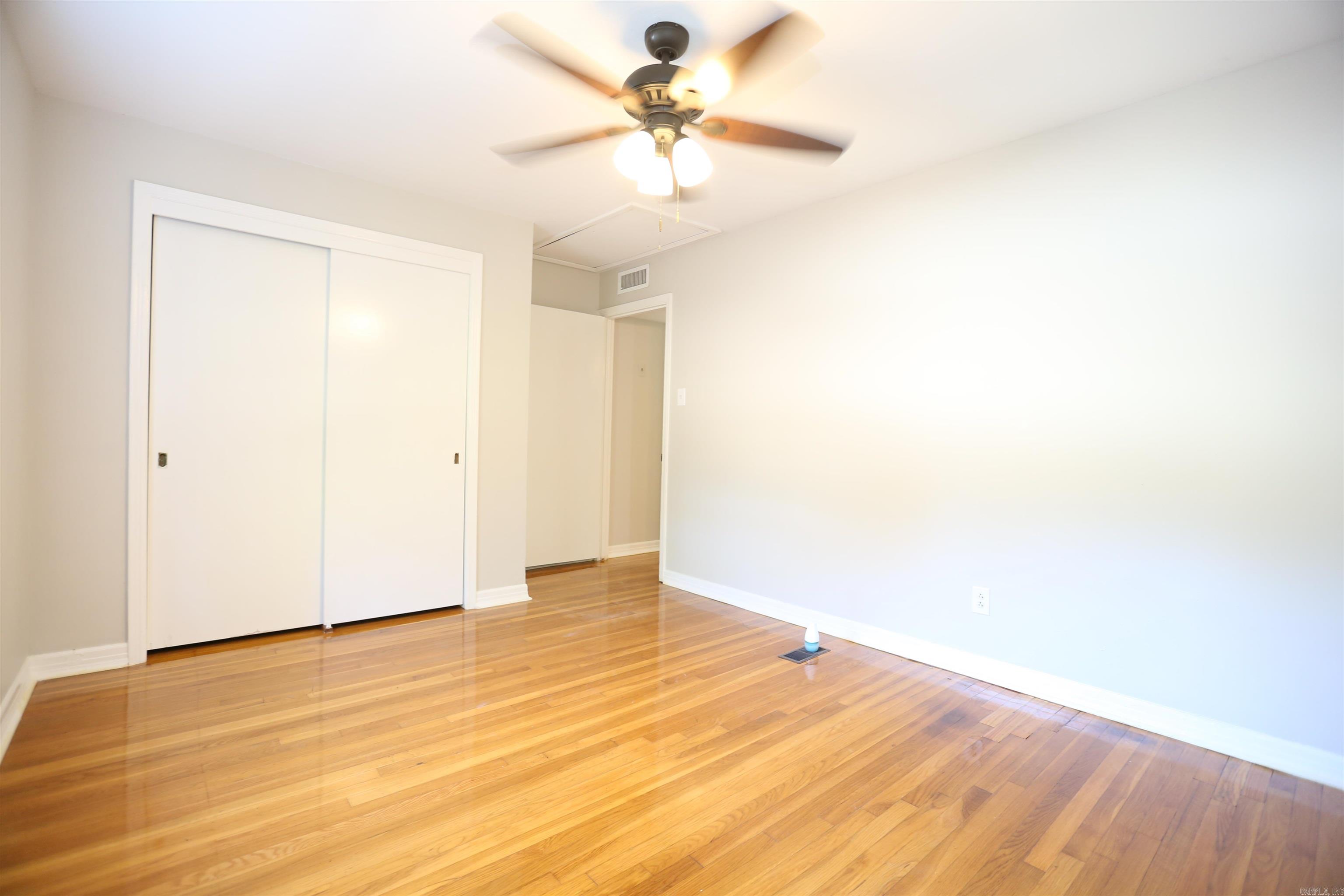 Hillcrest-Pfeifer - Residential Lease