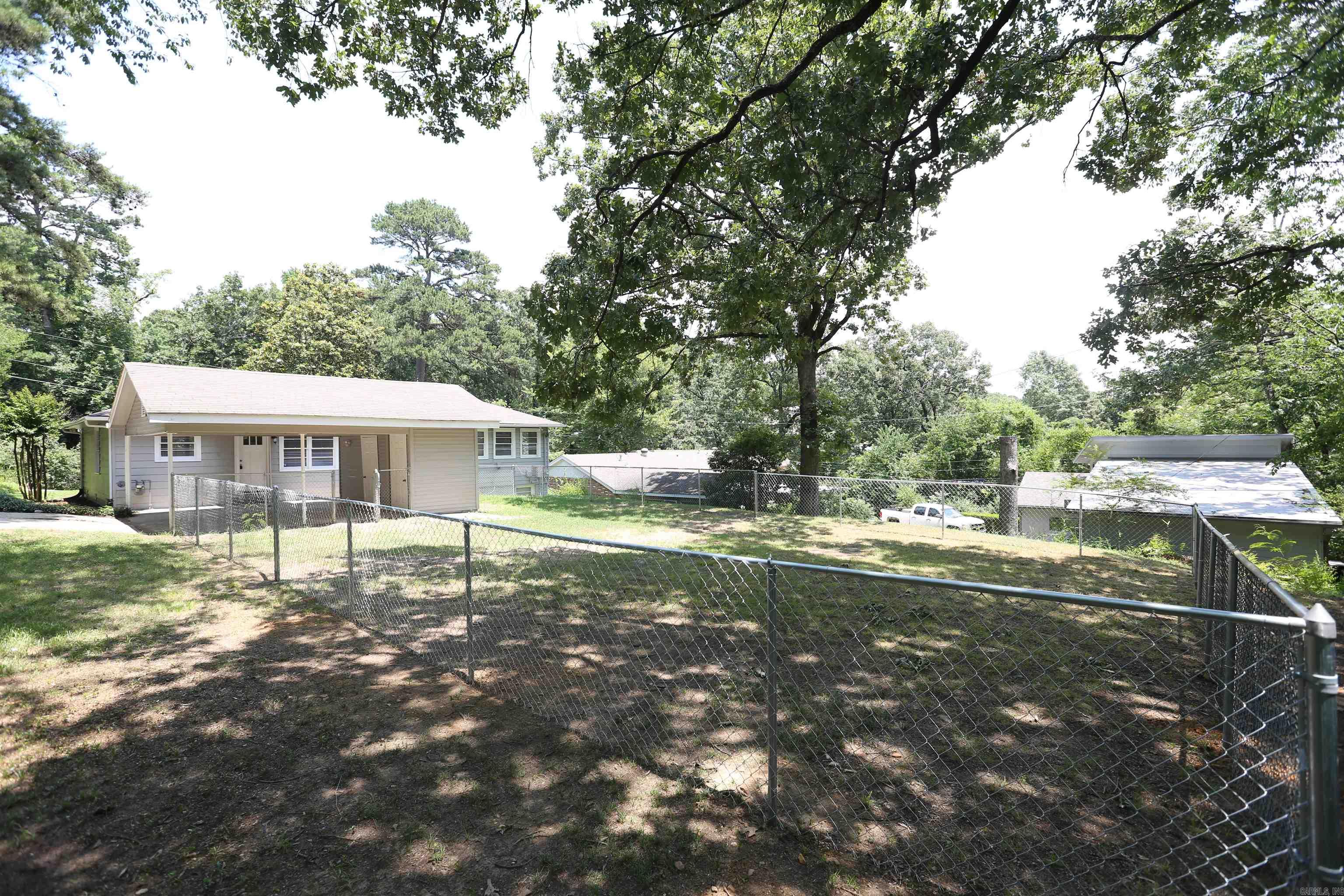 Hillcrest-Pfeifer - Residential Lease