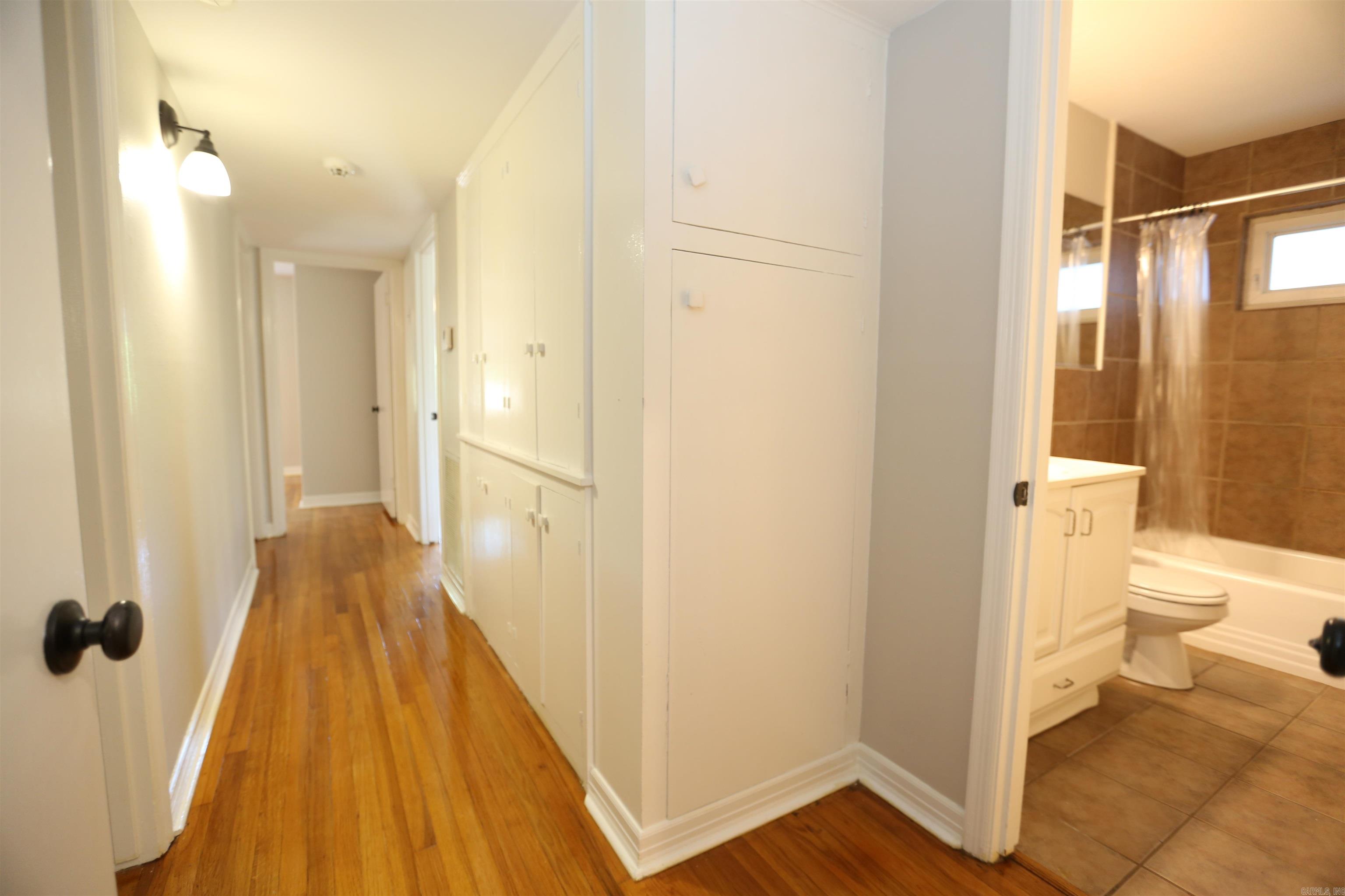 Hillcrest-Pfeifer - Residential Lease