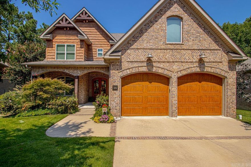 Beautiful Woodlands Edge home located in a cul-de-sac and gated! You will feel right at home as you walk into the majestic living room with its floor to ceiling stone fireplace and open wooden beams. The large island welcomes you into the chef kitchen with its 5 burner gas stove and beautiful accents. Enjoy your meals while gazing into the green space located right behind your home, or on the back patio next to the fireplace with those cooler nights in the months to come. Don't hesitate to come and look at this beauty! Call today for your private showing.*HOA covers yard maintenance, street, gate, electricity, ect*