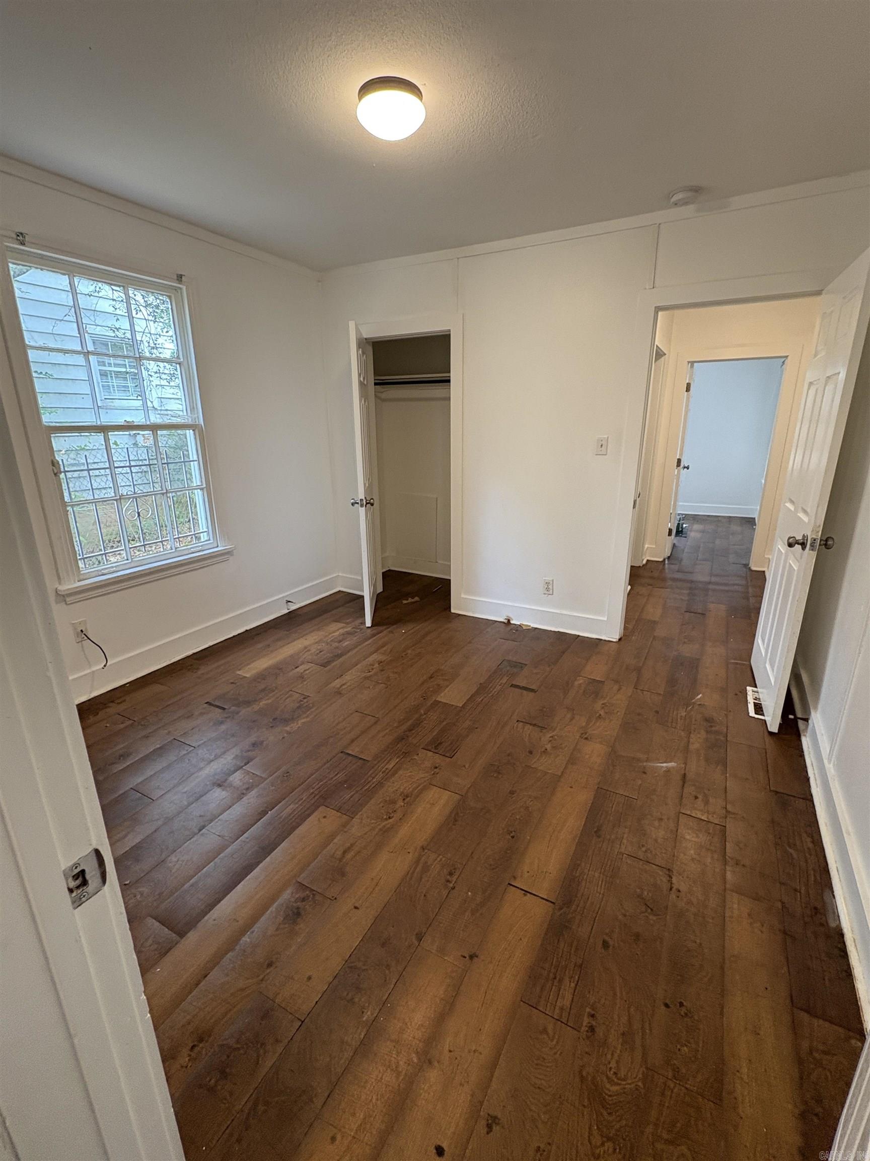 OAKHURST - Residential Lease