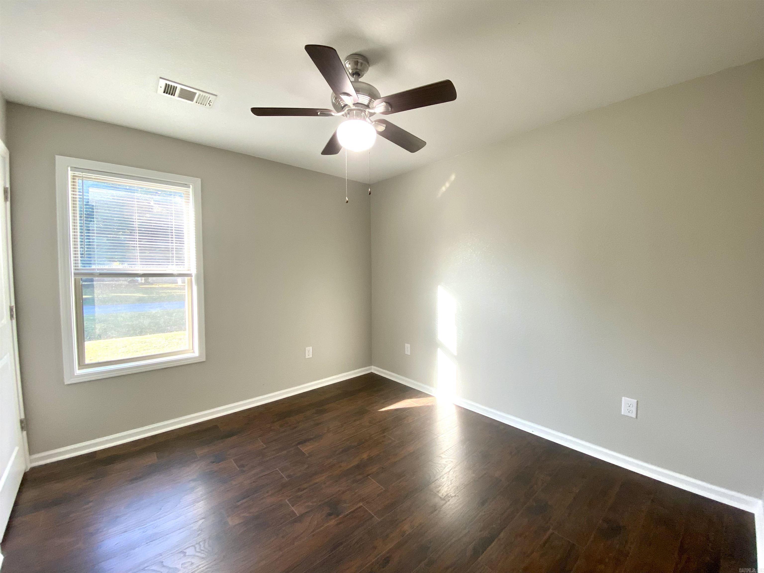 SULLIVAN ACRES - Residential