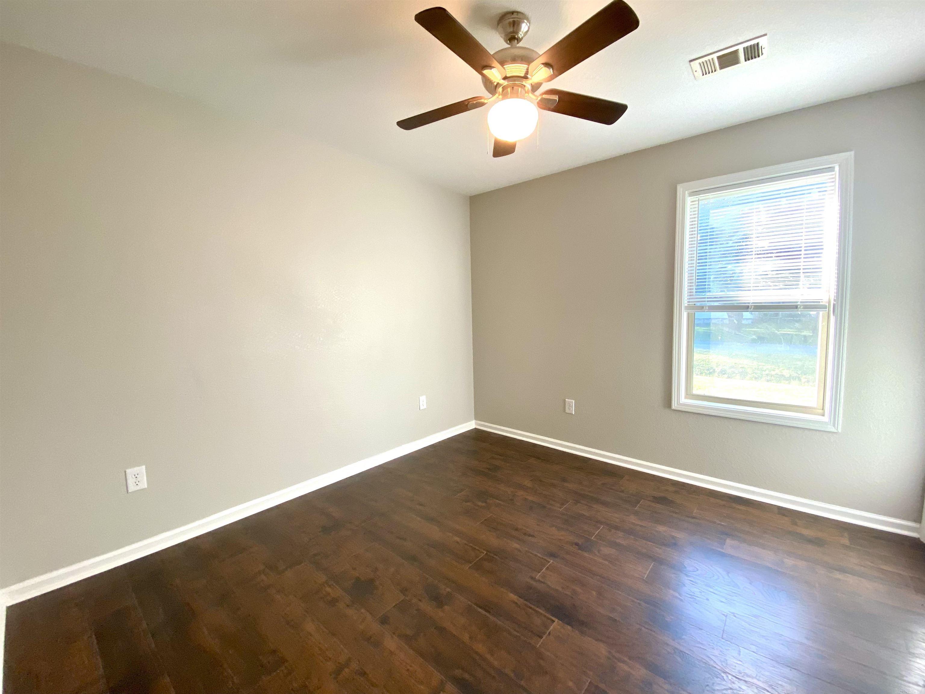 SULLIVAN ACRES - Residential