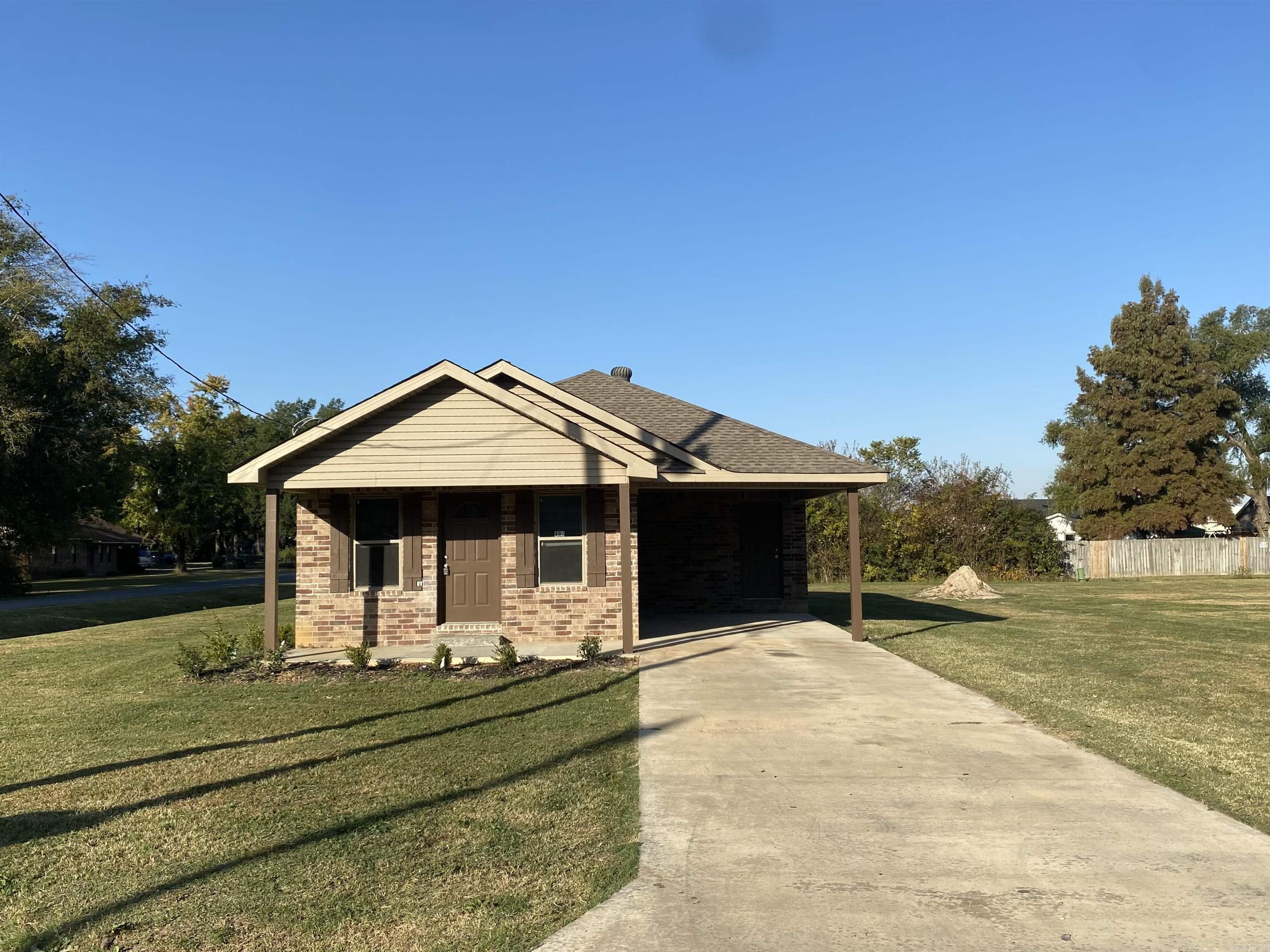 SULLIVAN ACRES - Residential