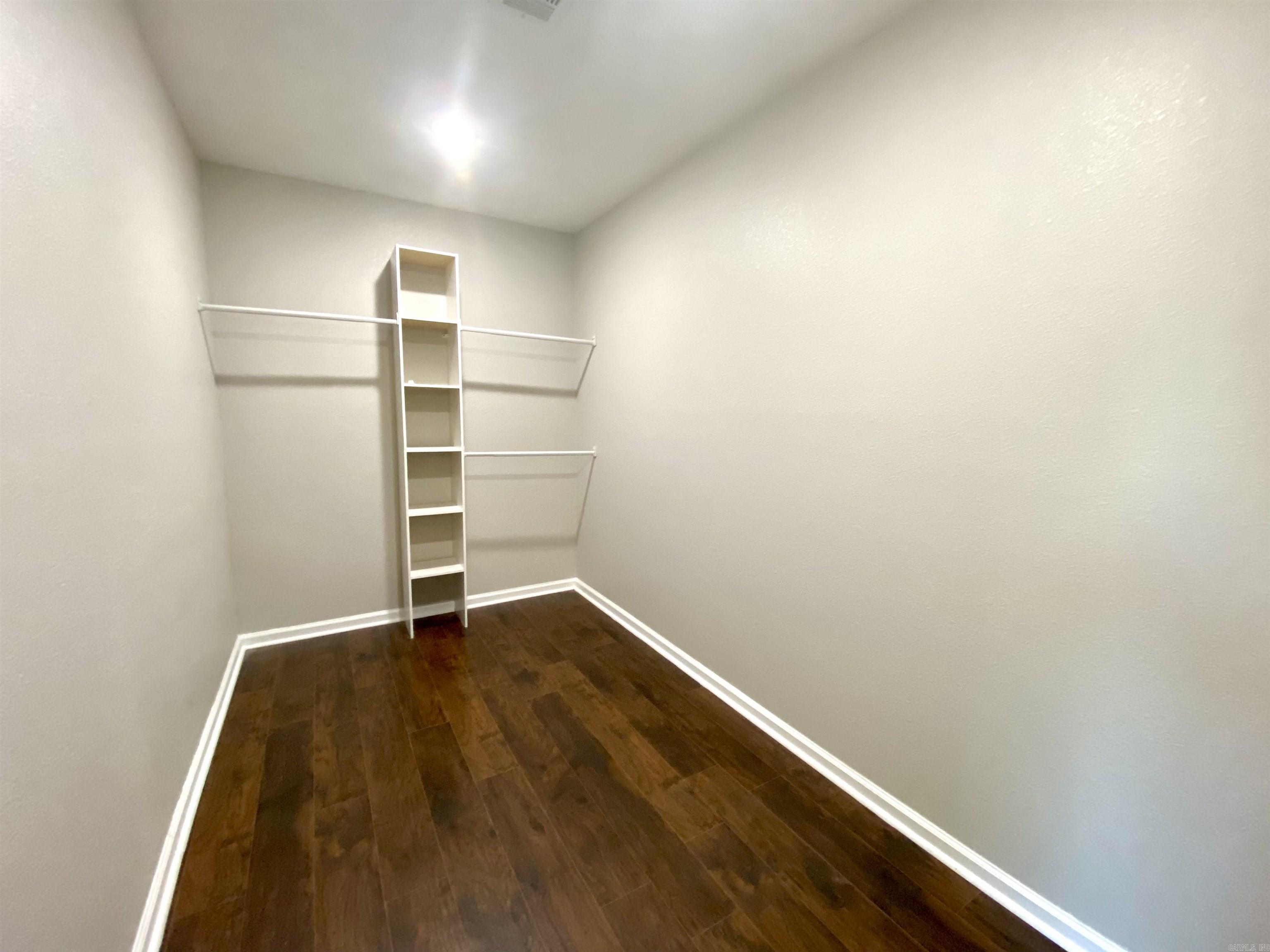 SULLIVAN ACRES - Residential